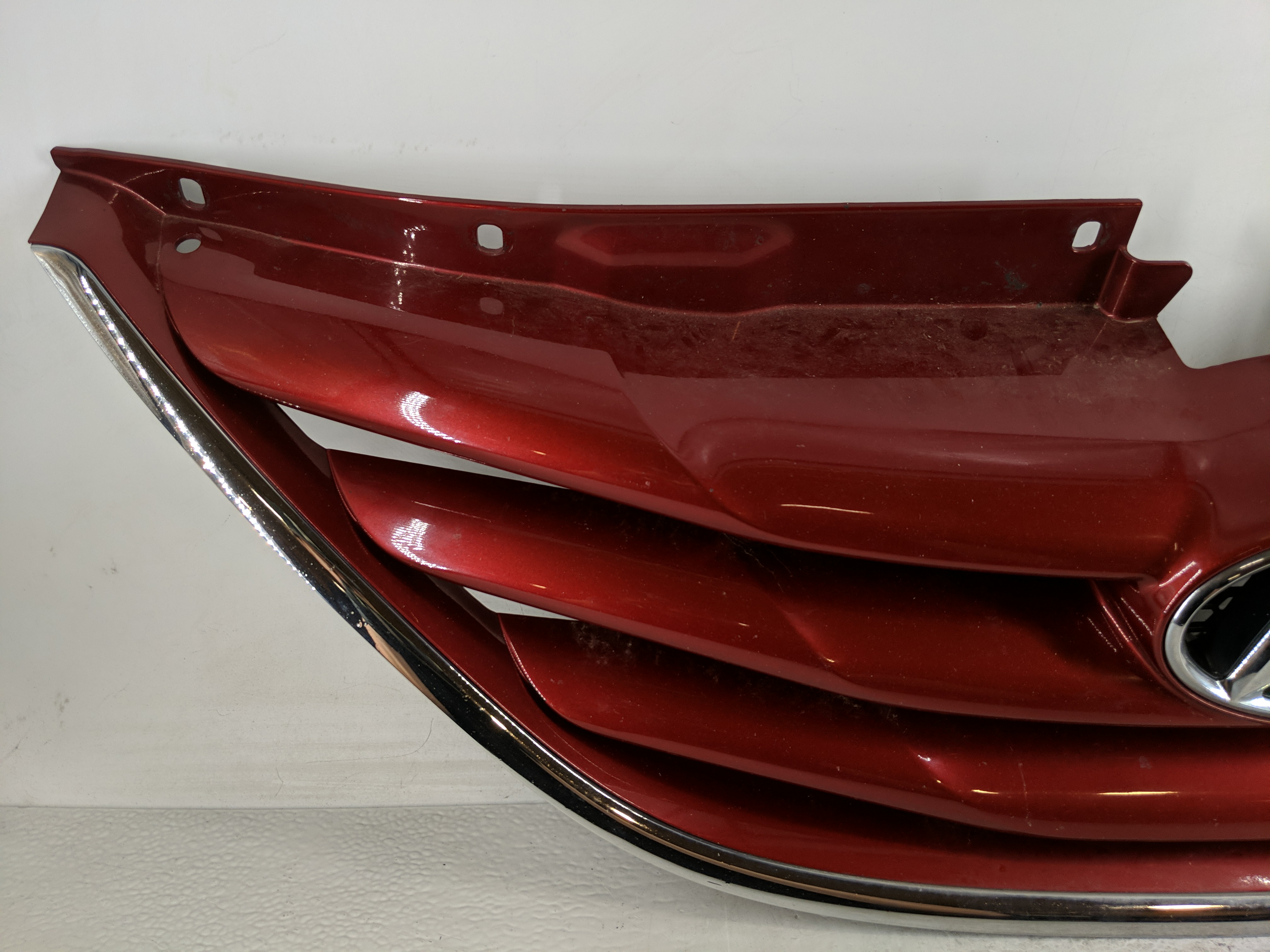 2011-2013 Hyundai Sonata Front Grille Bumper Not Included 1156488 - Oemusedautoparts1.com