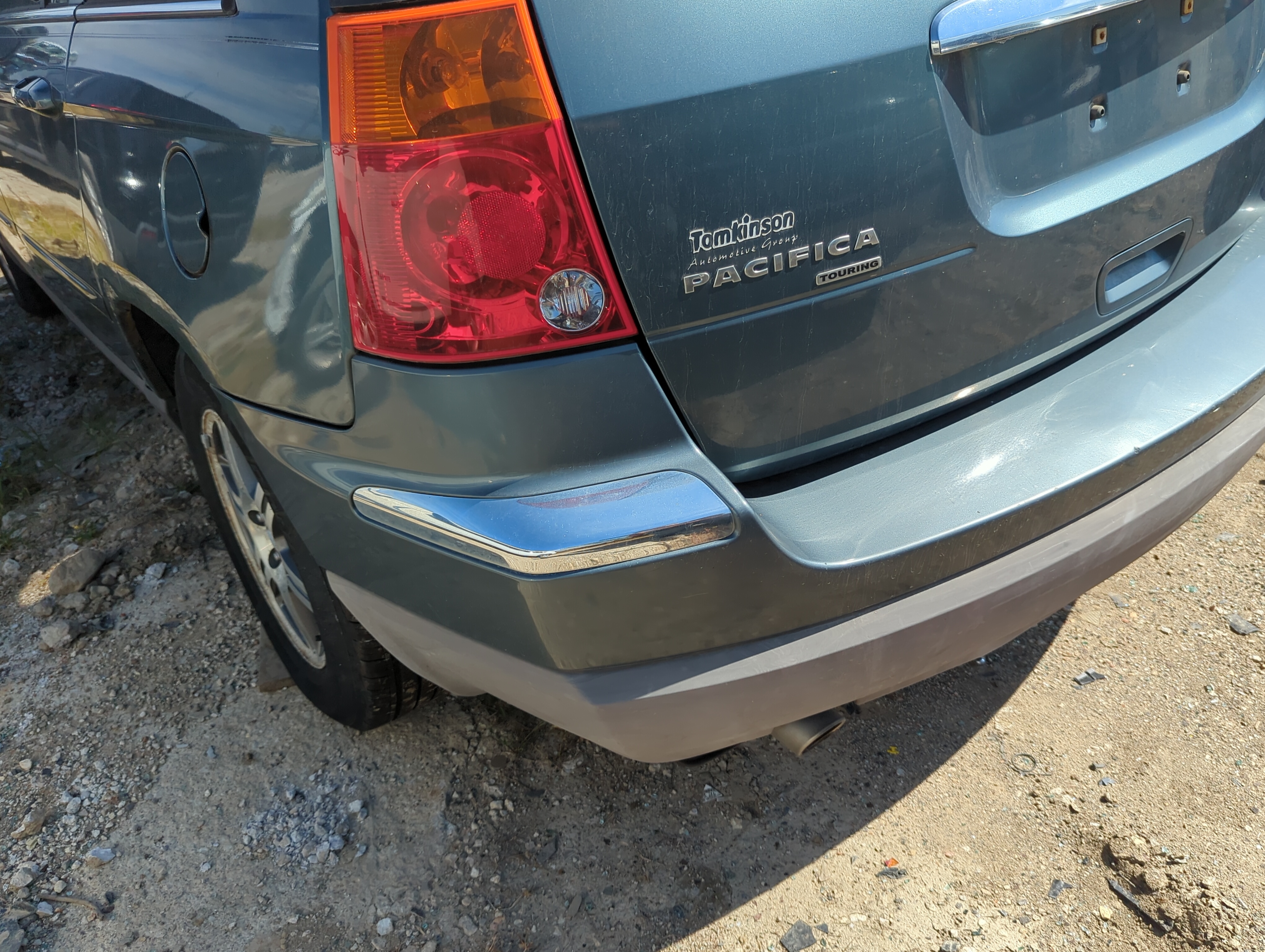 Picture of 2007-2008 Chrysler Pacifica Rear Bumper Assembly Oem 1156511