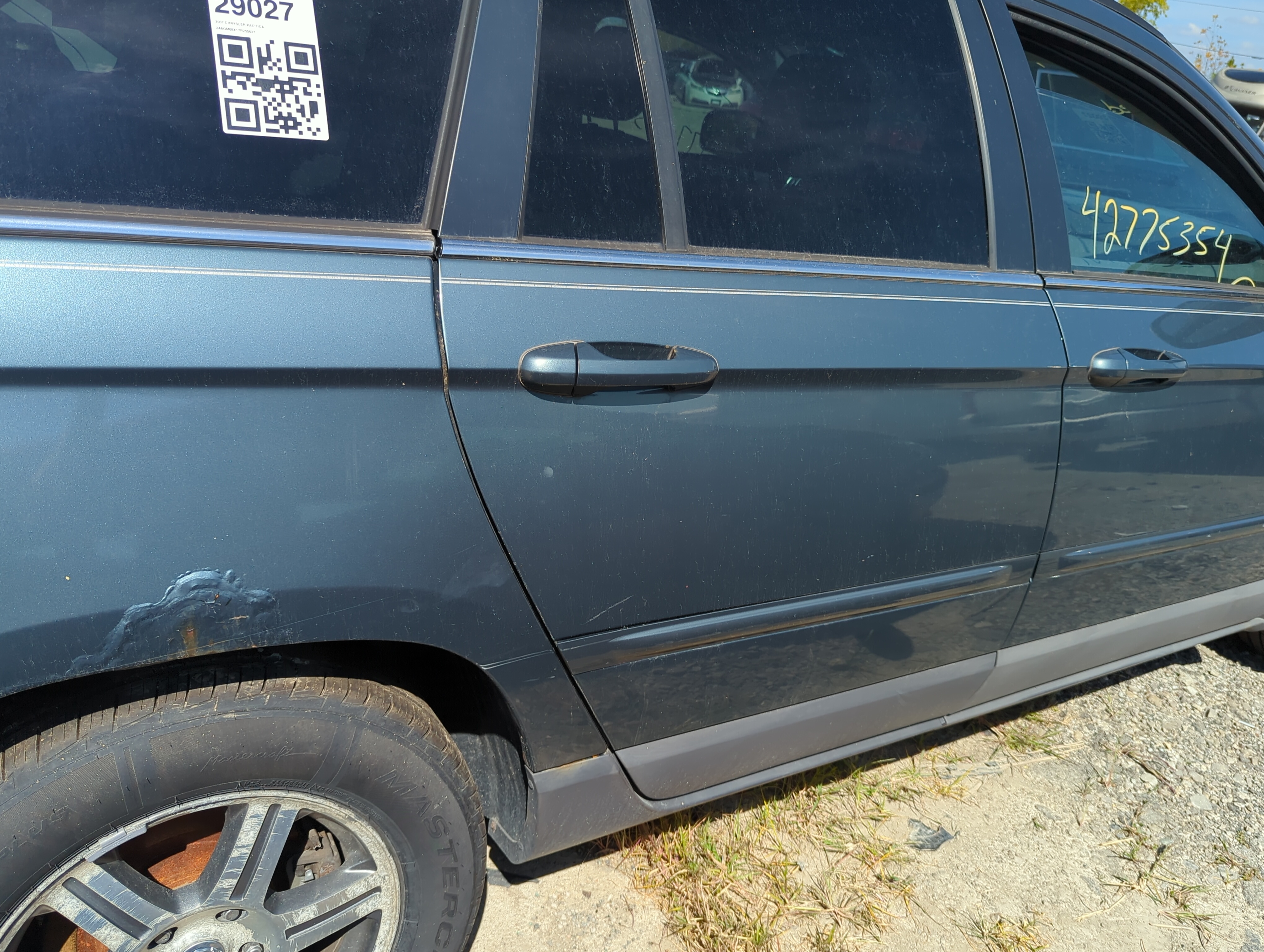 Picture of 2007 Chrysler Pacifica Passenger Rear Door Oem 1156556