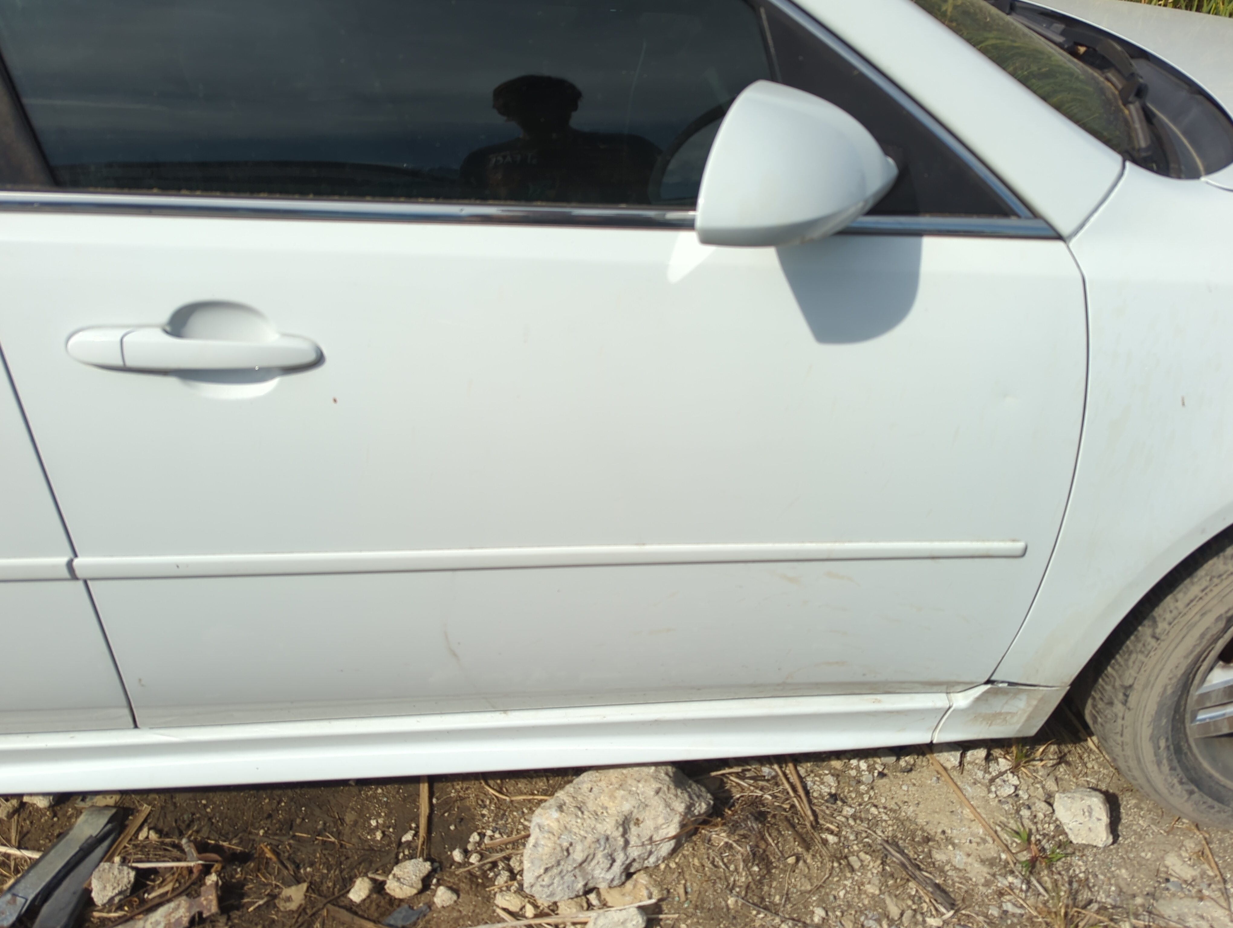 Picture of 2008-2016 Chevrolet Impala Passenger Front Door Oem 1156735