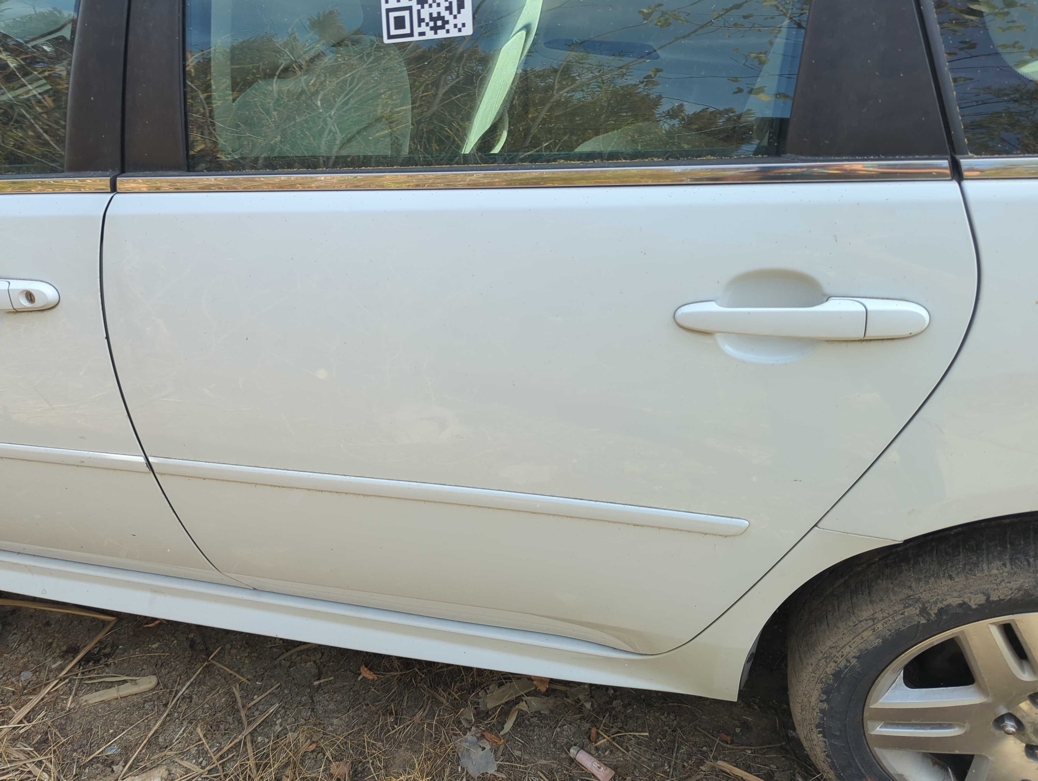 2008-2016 Chevrolet Impala Driver Rear Door Oem 1156839 - Oemusedautoparts1.com