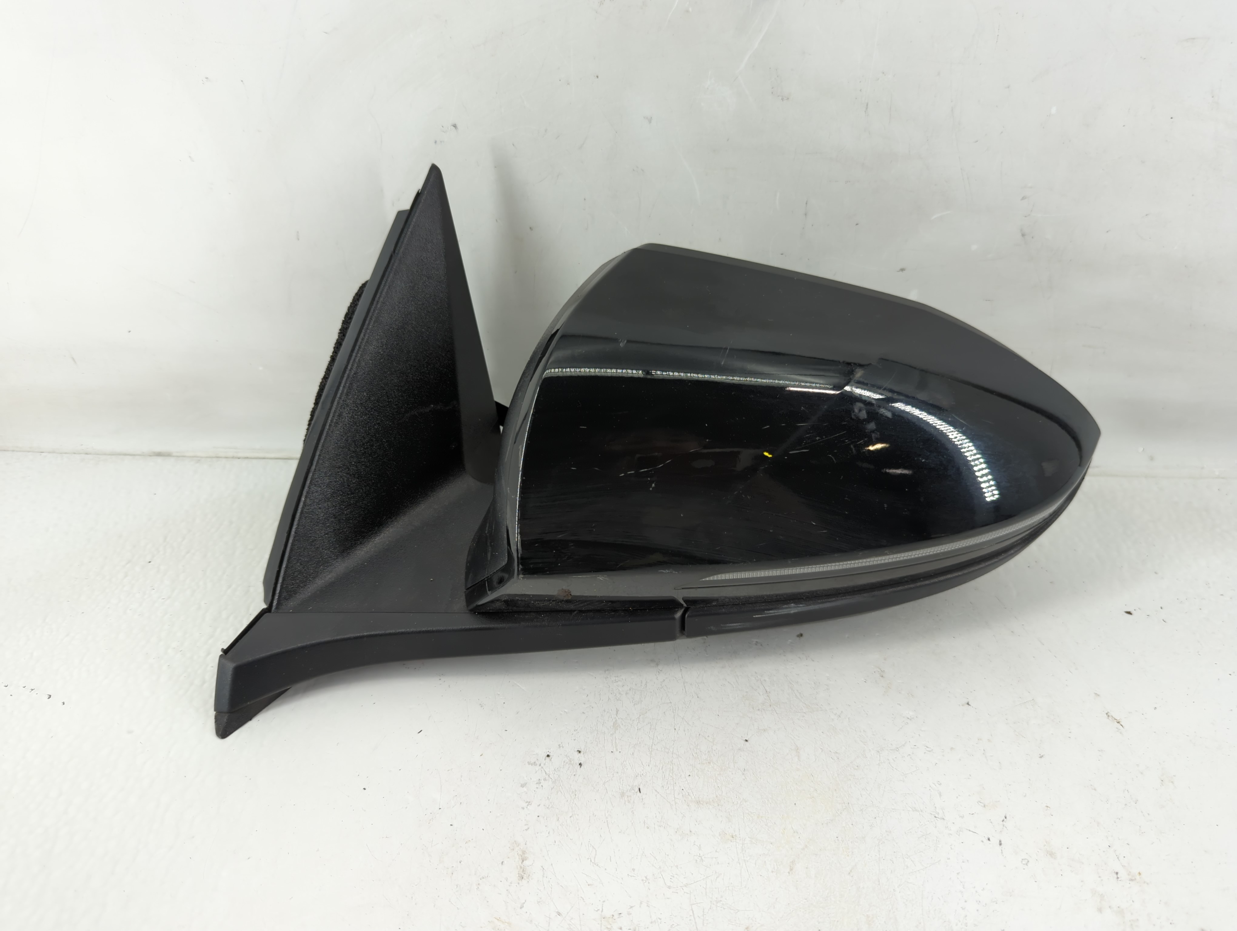 Hyundai Santa Cruz Driver Left Side View Power Door Mirror Black 1156933 - Oemusedautoparts1.com