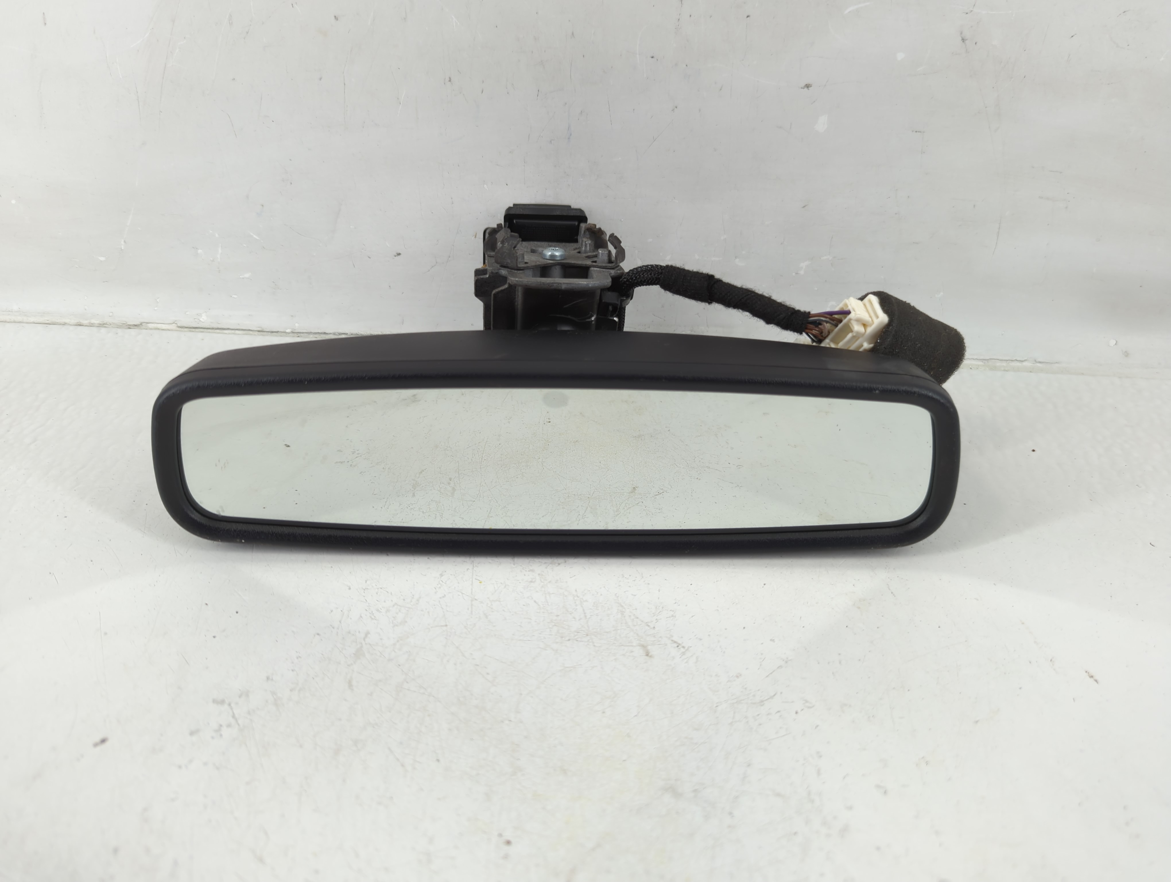 2013-2017 Ford Taurus Interior Rear View Mirror Oem 1156953 - Oemusedautoparts1.com