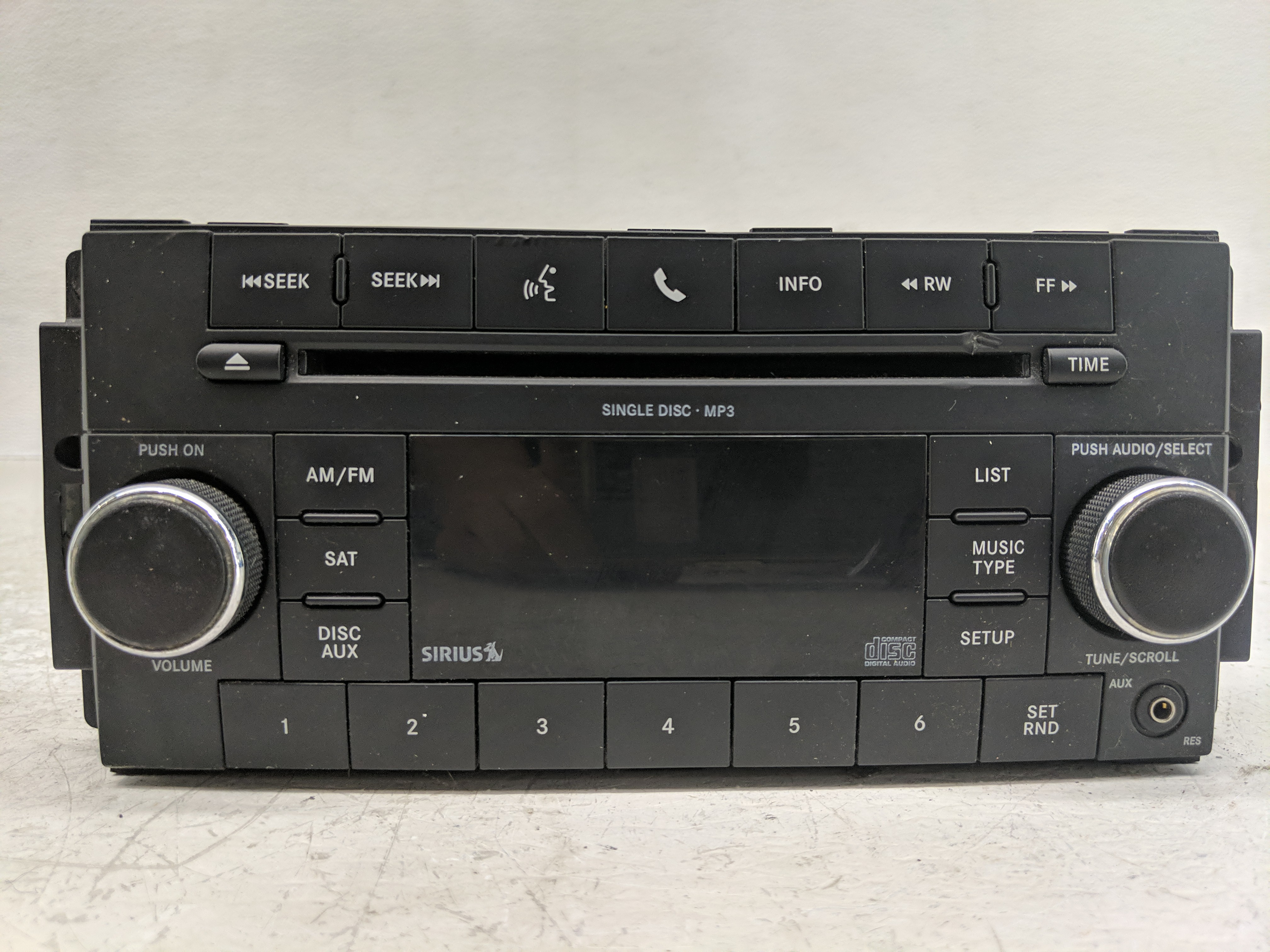 2008-2010 Dodge Avenger Am Fm Cd Player Radio Receiver 1156964 - Oemusedautoparts1.com