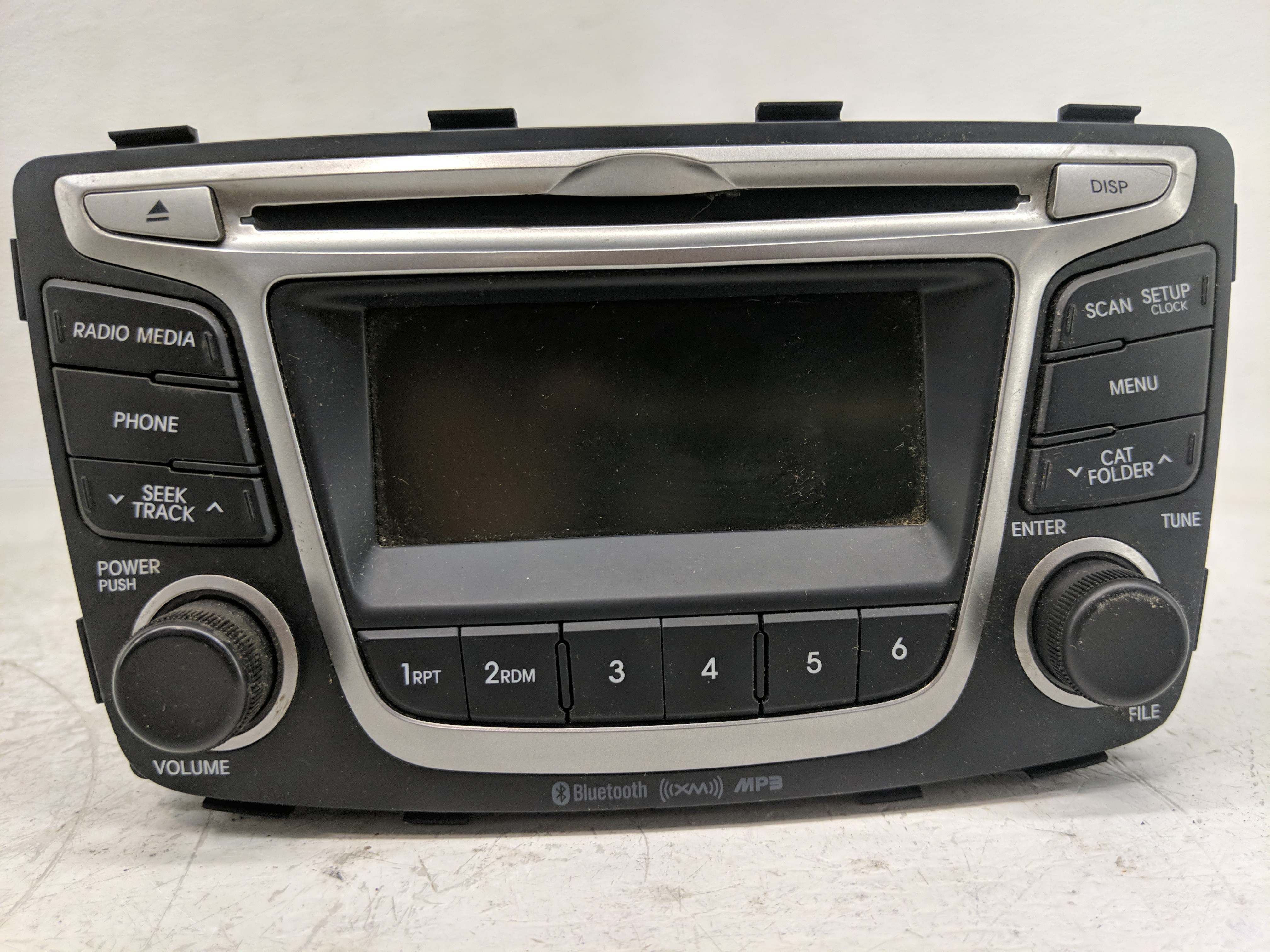 2015-2017 Hyundai Accent Am Fm Cd Player Radio Receiver 1156968 - Oemusedautoparts1.com