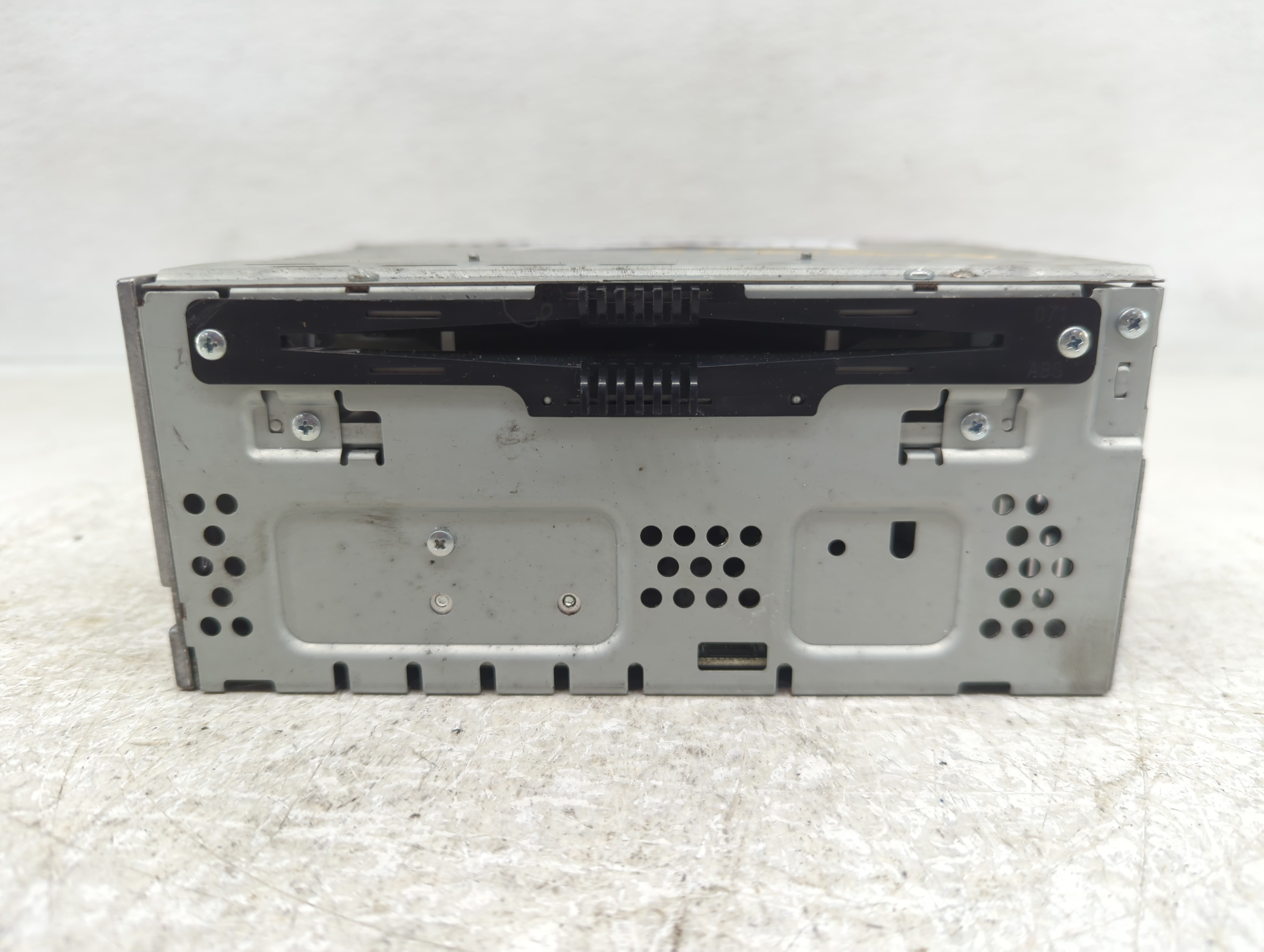 2013-2014 Ford Fusion Am Fm Cd Player Radio Receiver 1156980 - Oemusedautoparts1.com