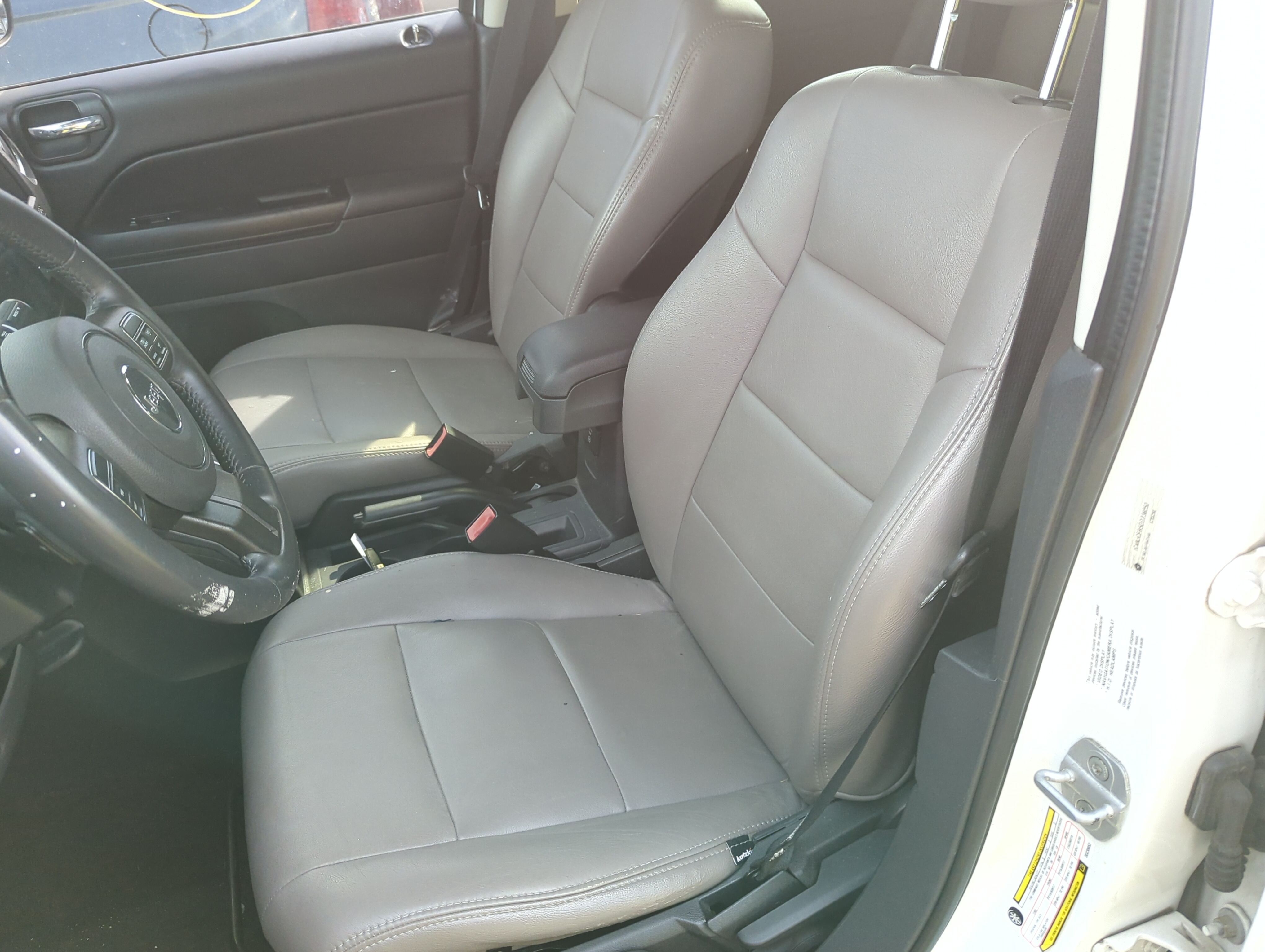 Picture of 2009-2014 Jeep Compass Driver Front Seat Oem 1157143