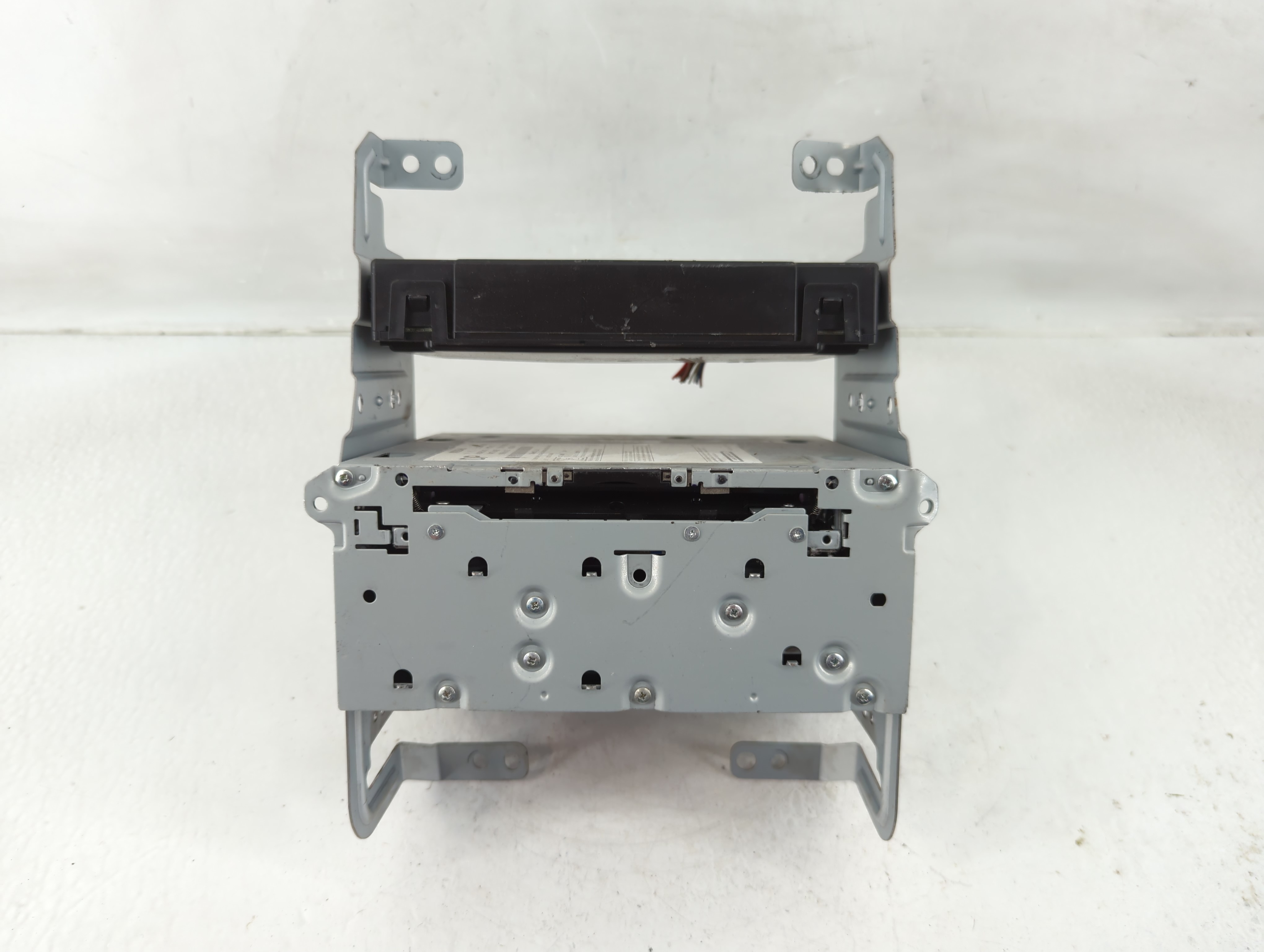 2015-2019 Infiniti Q50 Am Fm Cd Player Radio Receiver 1157203 - Oemusedautoparts1.com