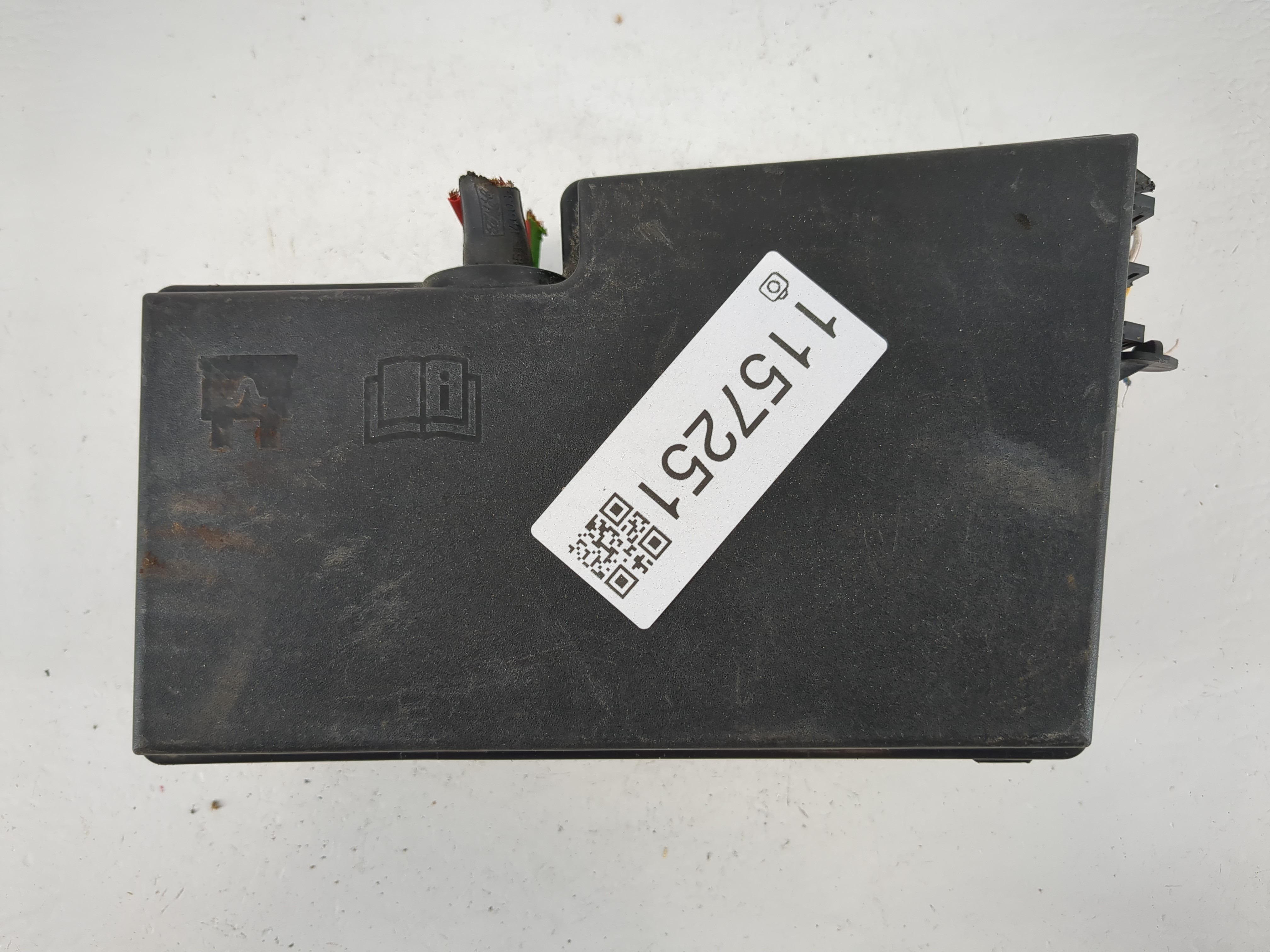 2019-2019 Ford Escape Fusebox Fuse Box Relay Module E02345500 1157251 - Oemusedautoparts1.com