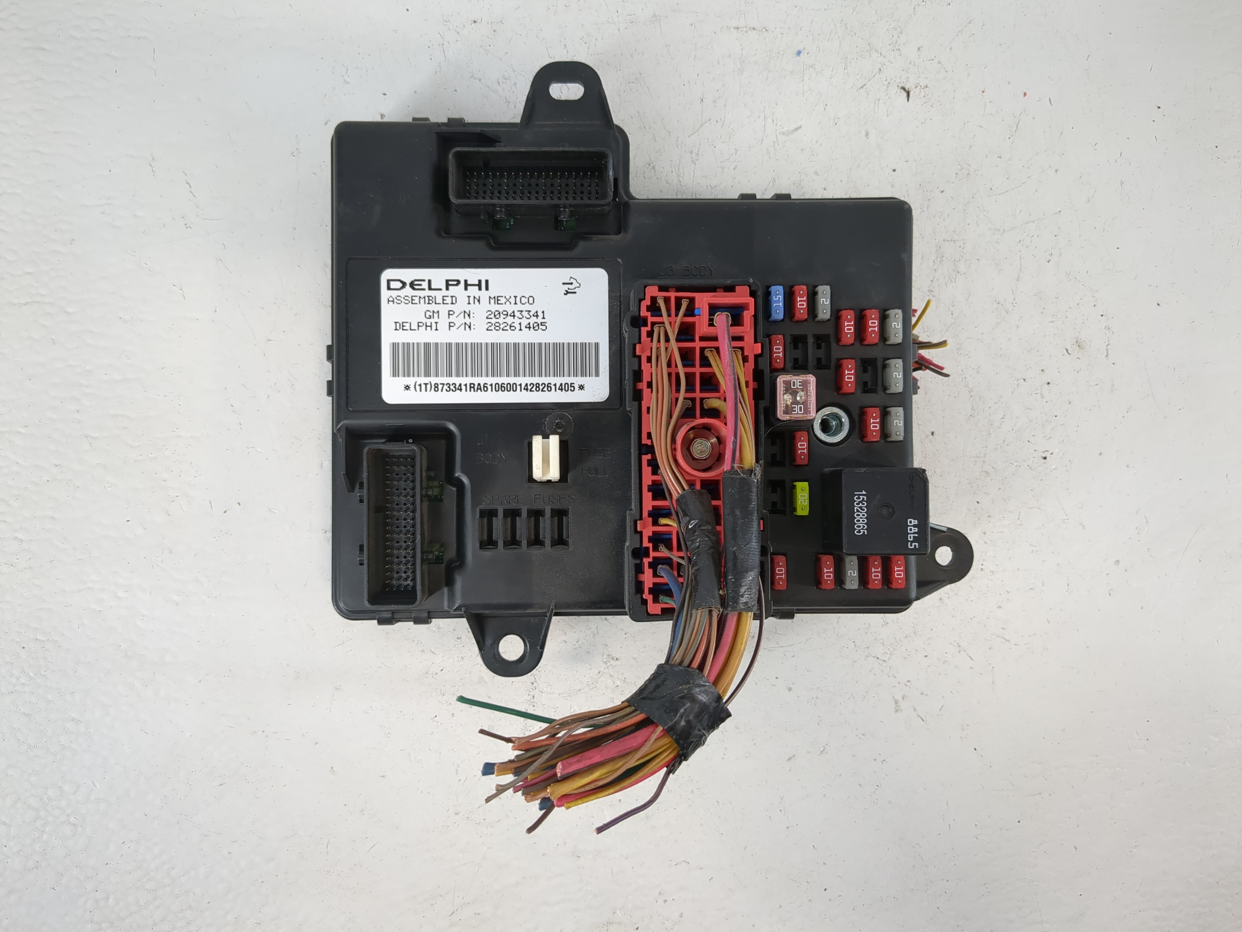 Picture of 2008-2011 Chevrolet Malibu Body Control Module Bcm Inner Cabin Fuse Box 1157323