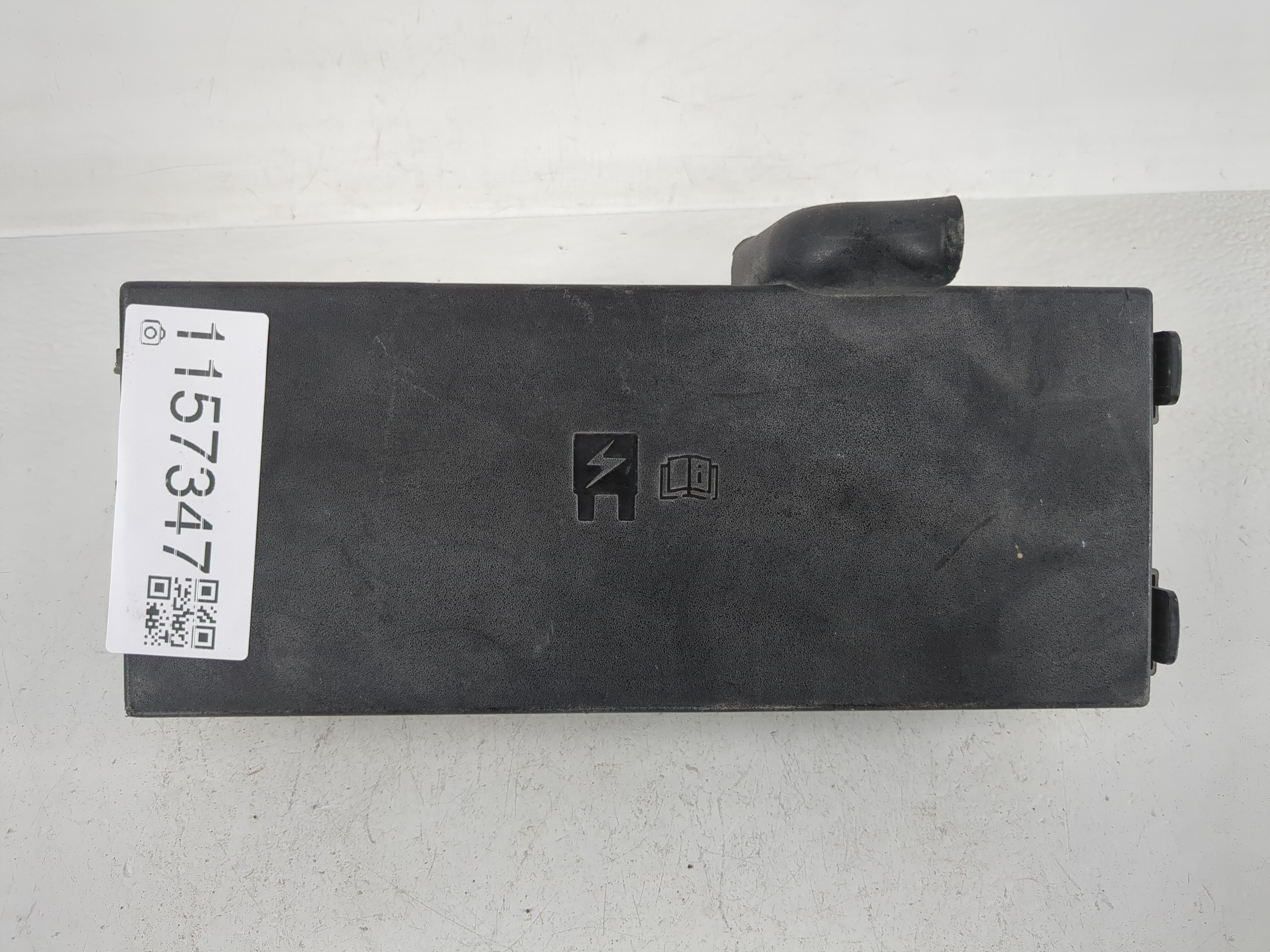 2013-2016 Ford Taurus Fusebox Fuse Box Relay Module Dg1t-14a003-ba 1157347 - Oemusedautoparts1.com