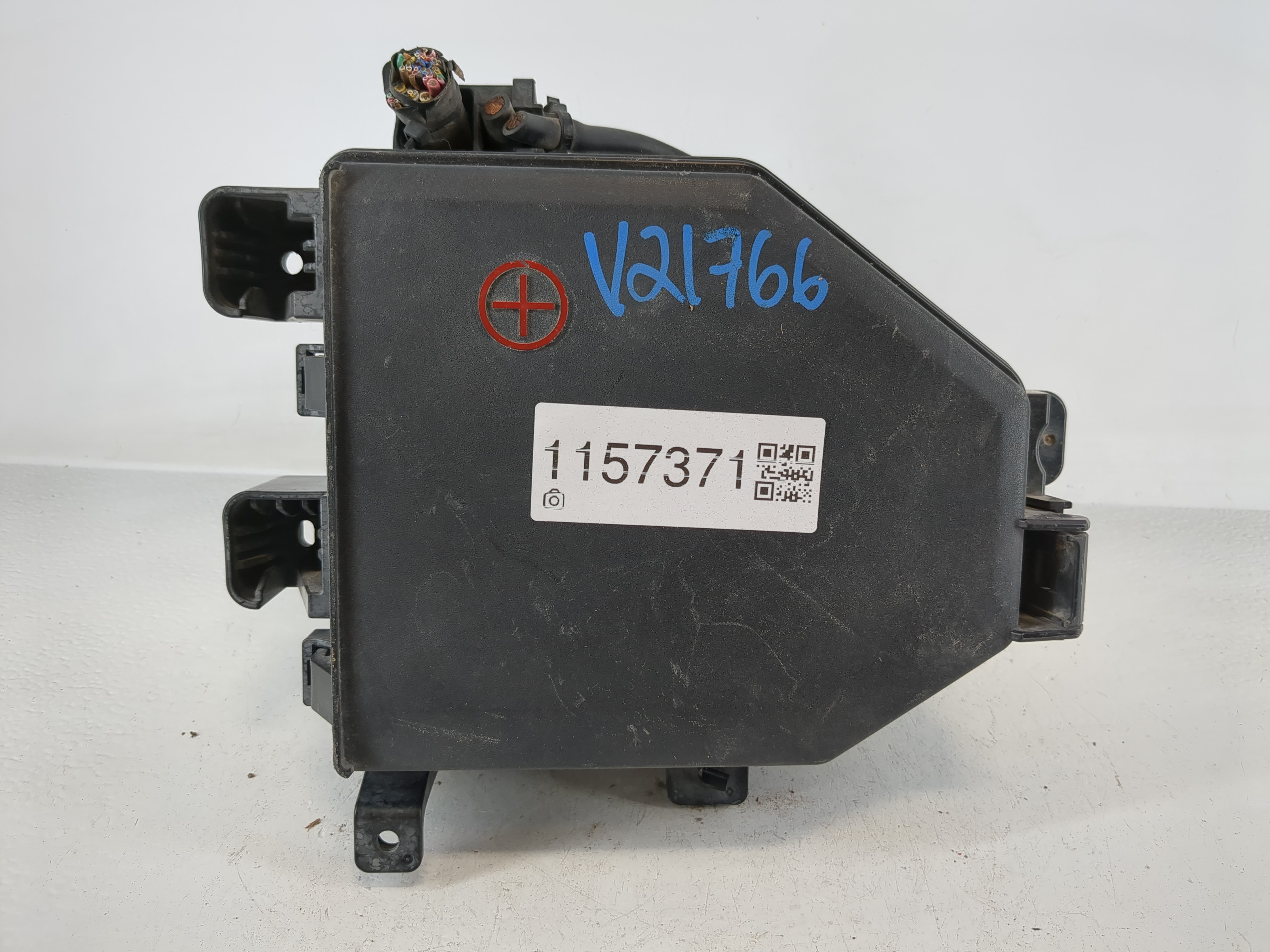 2018-2020 Kia Stinger Fusebox Fuse Box Relay Module 91950-j5822 1157371 - Oemusedautoparts1.com