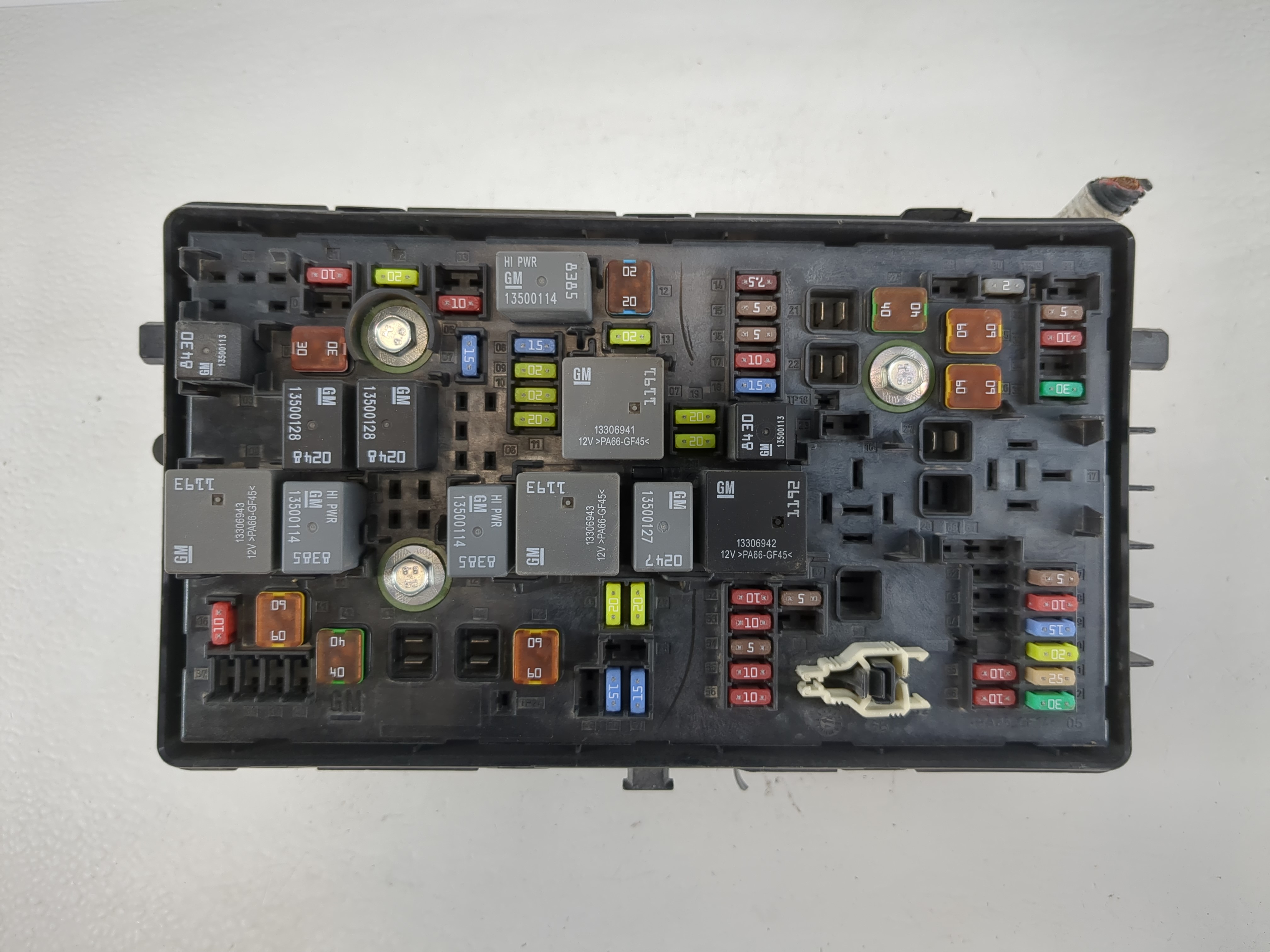 2014-2016 Cadillac Srx Fusebox Fuse Box Relay Module 22863132 1157381 - Oemusedautoparts1.com