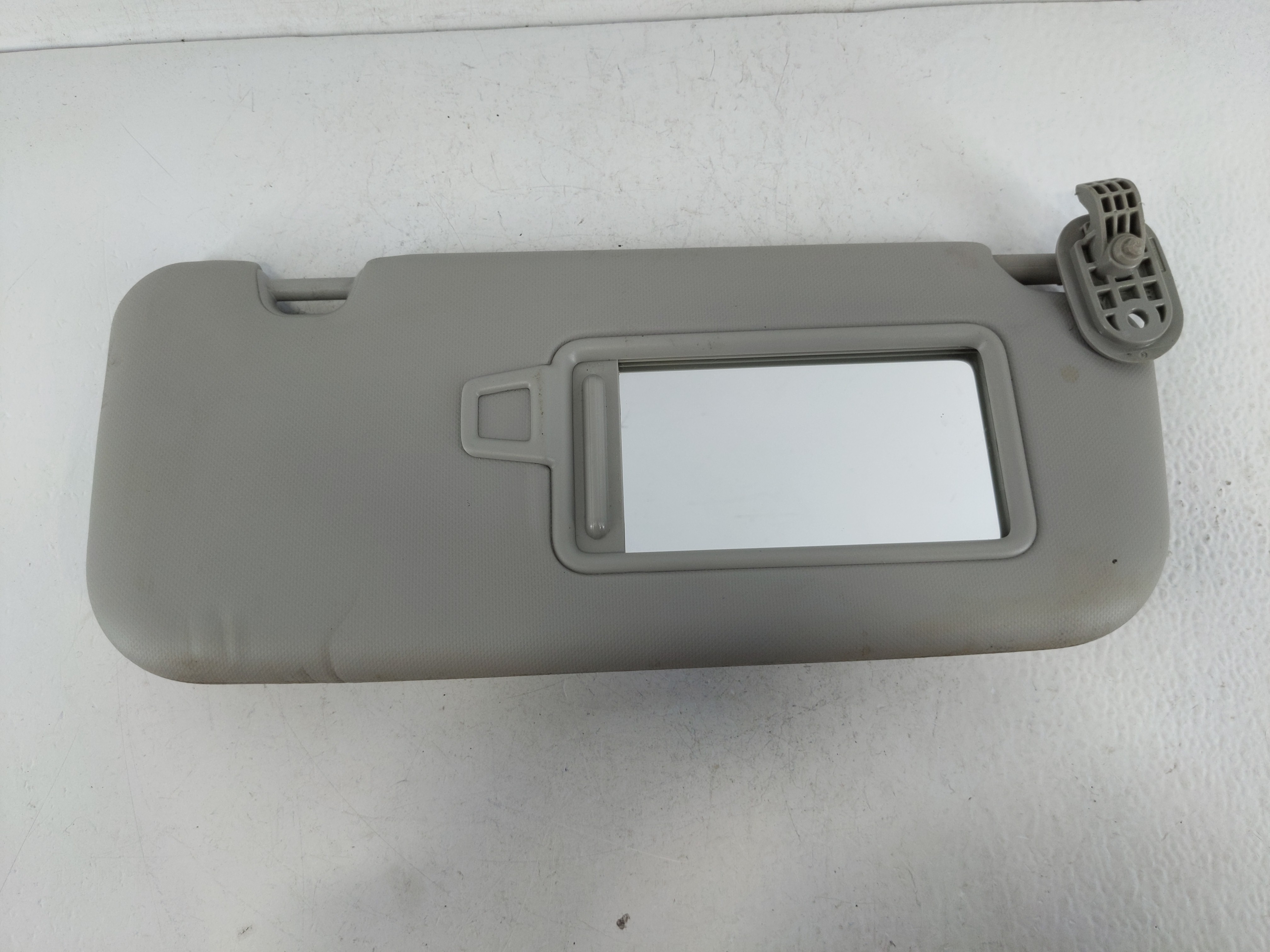 Picture of 2018-2020 Kia Rio Passenger Sun Visor Mirror Right Sunvisor Grey 1157480