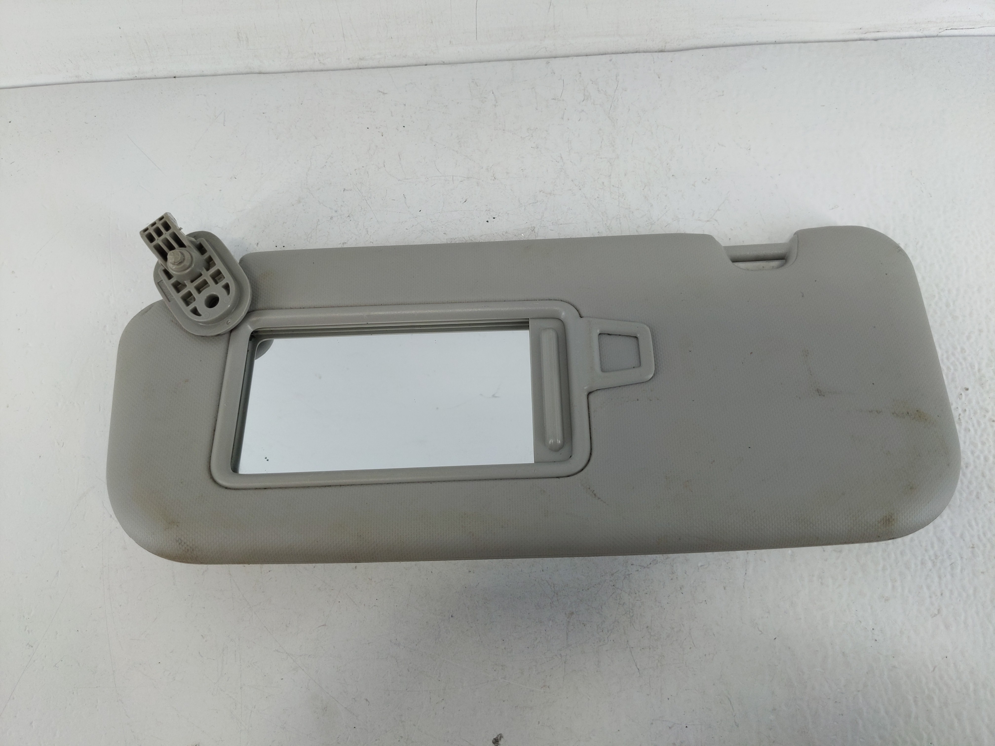 Picture of 2018-2020 Kia Rio Driver Sun Visor Mirror Left Sunvisor Grey 1157481