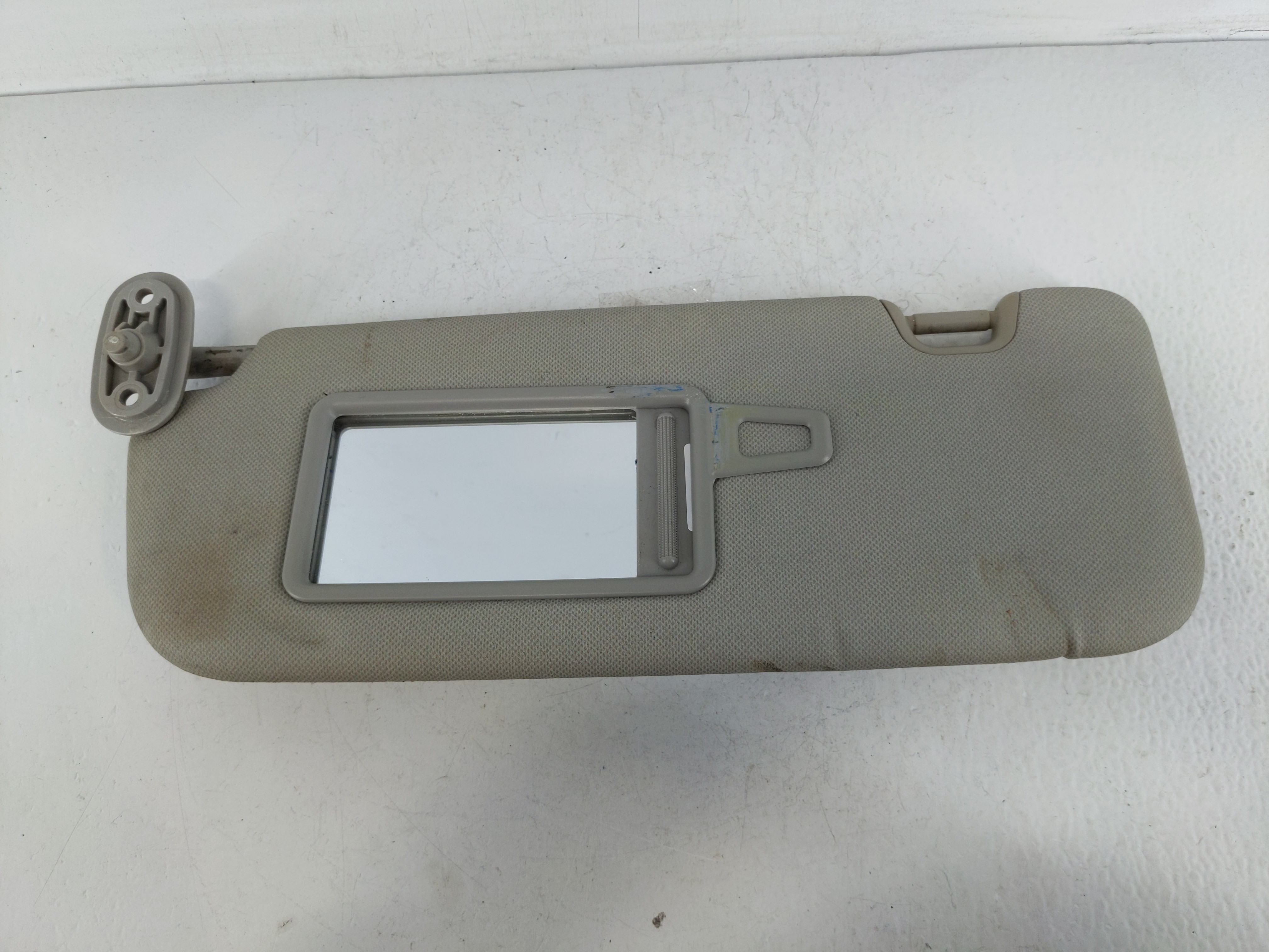 Picture of 2014-2016 Kia Forte Driver Sun Visor Mirror Left Sunvisor Grey 1157482
