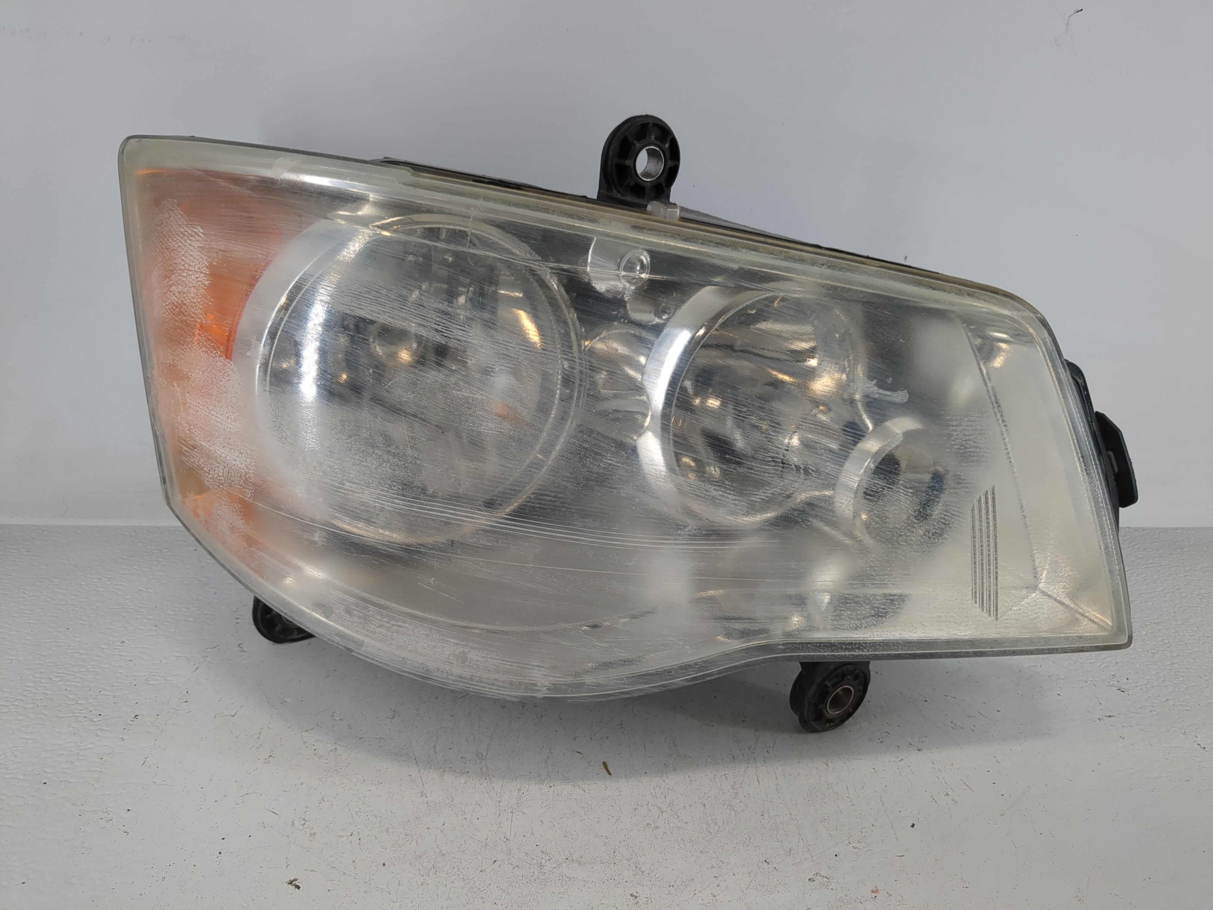Dodge Caravan Passenger Right Oem Head Light Headlight Lamp 1157494 - Oemusedautoparts1.com
