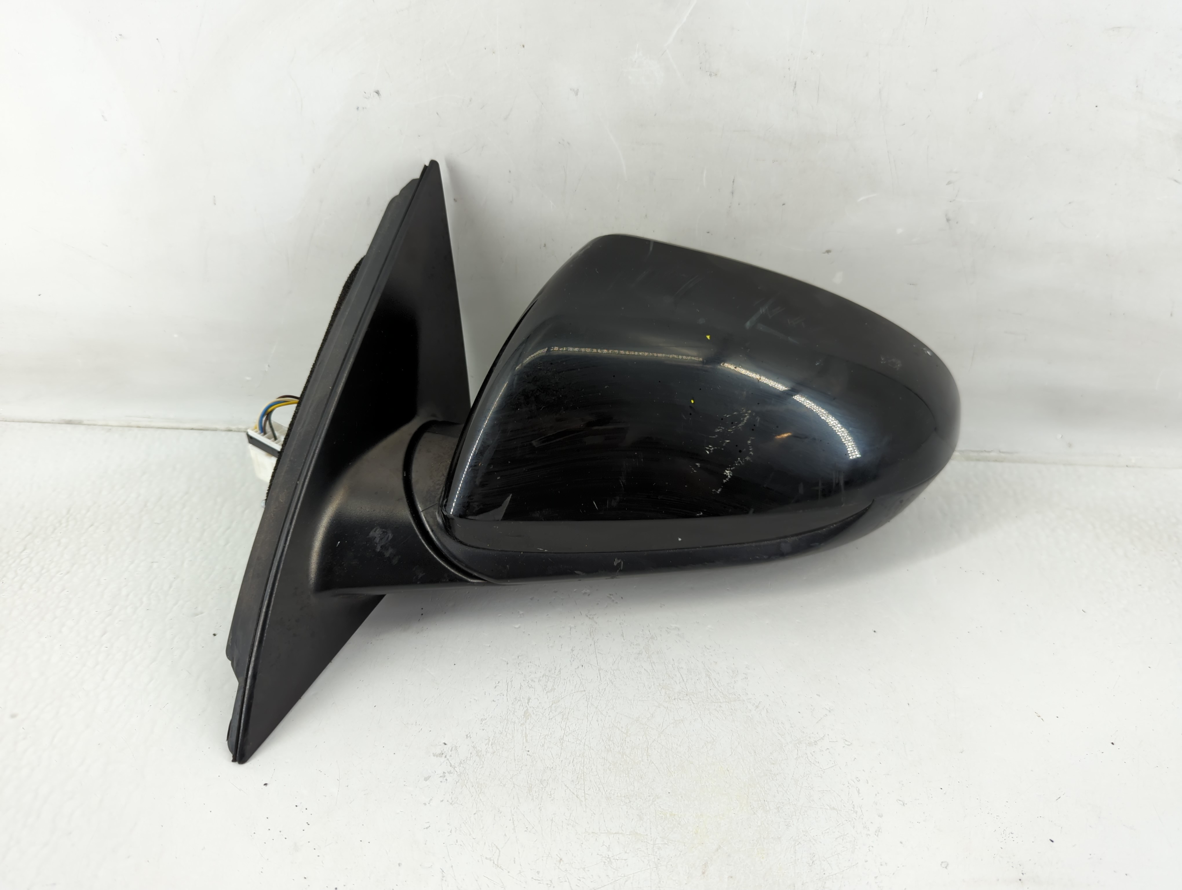 Hyundai Elantra Driver Left Side View Power Door Mirror Black 1157500 - Oemusedautoparts1.com
