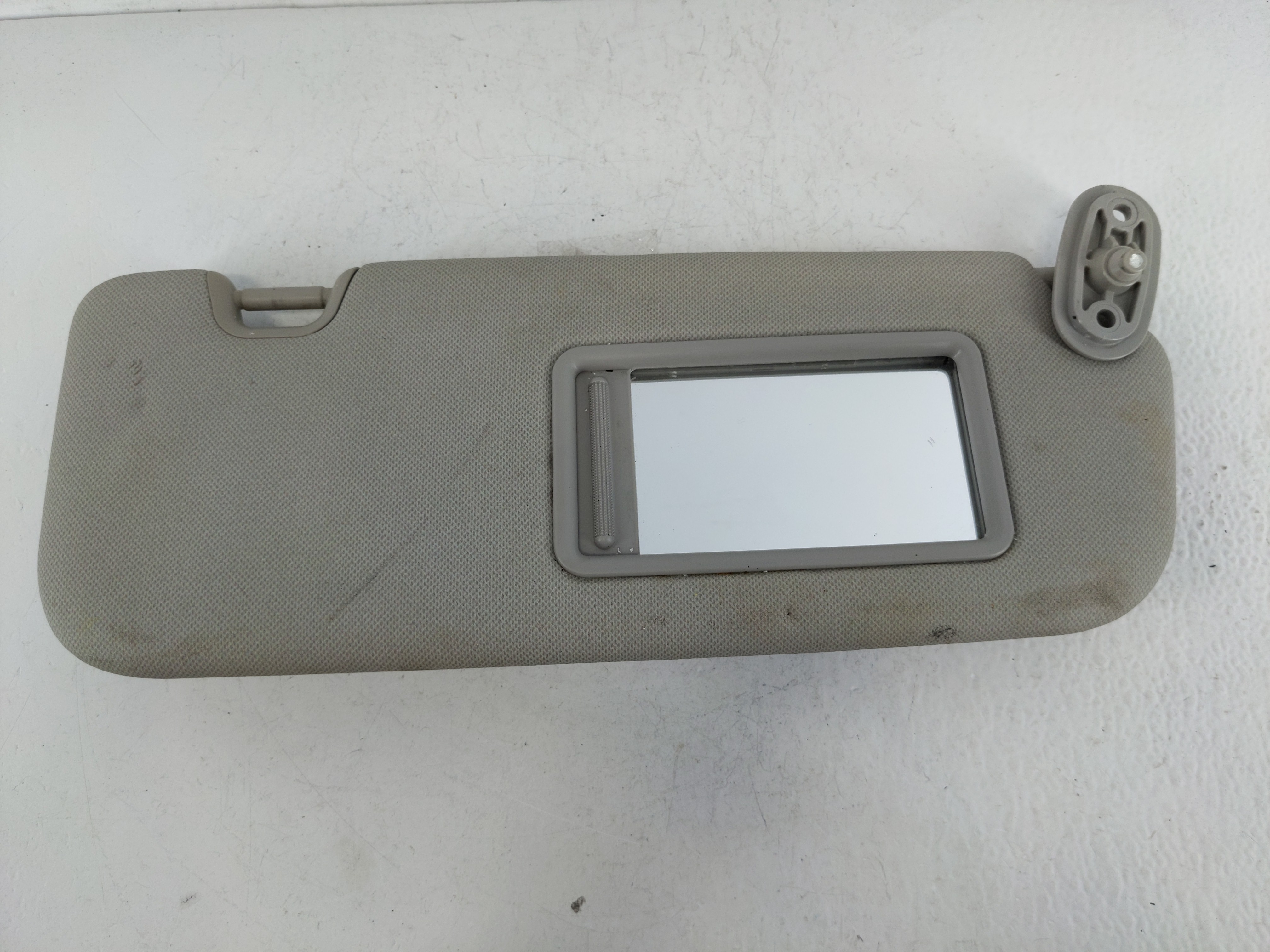 Picture of 2014-2016 Kia Forte Passenger Sun Visor Mirror Right Sunvisor Grey 1157506