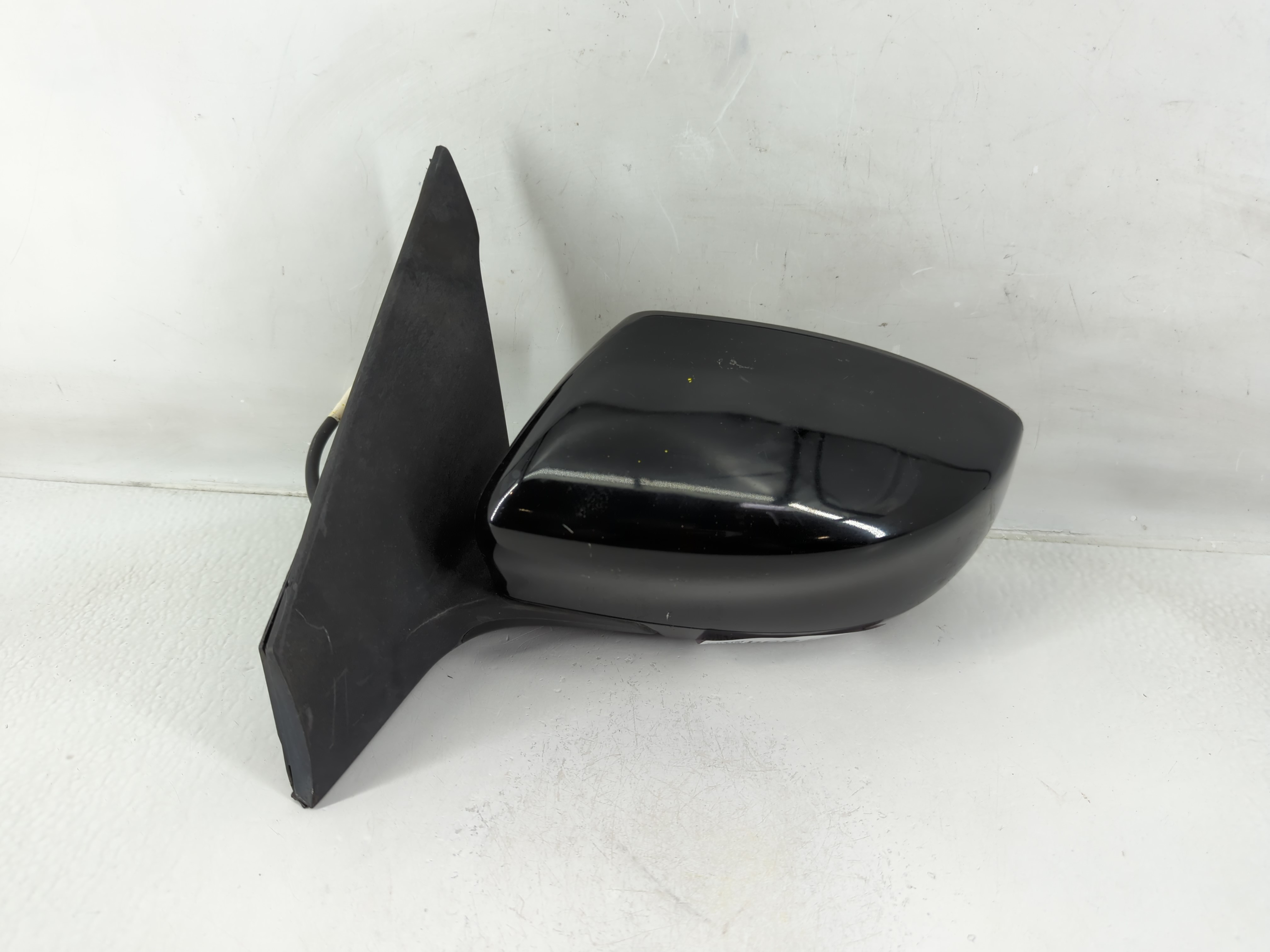 2013-2015 Nissan Sentra Driver Left Side View Power Door Mirror Black 1157594 - Oemusedautoparts1.com