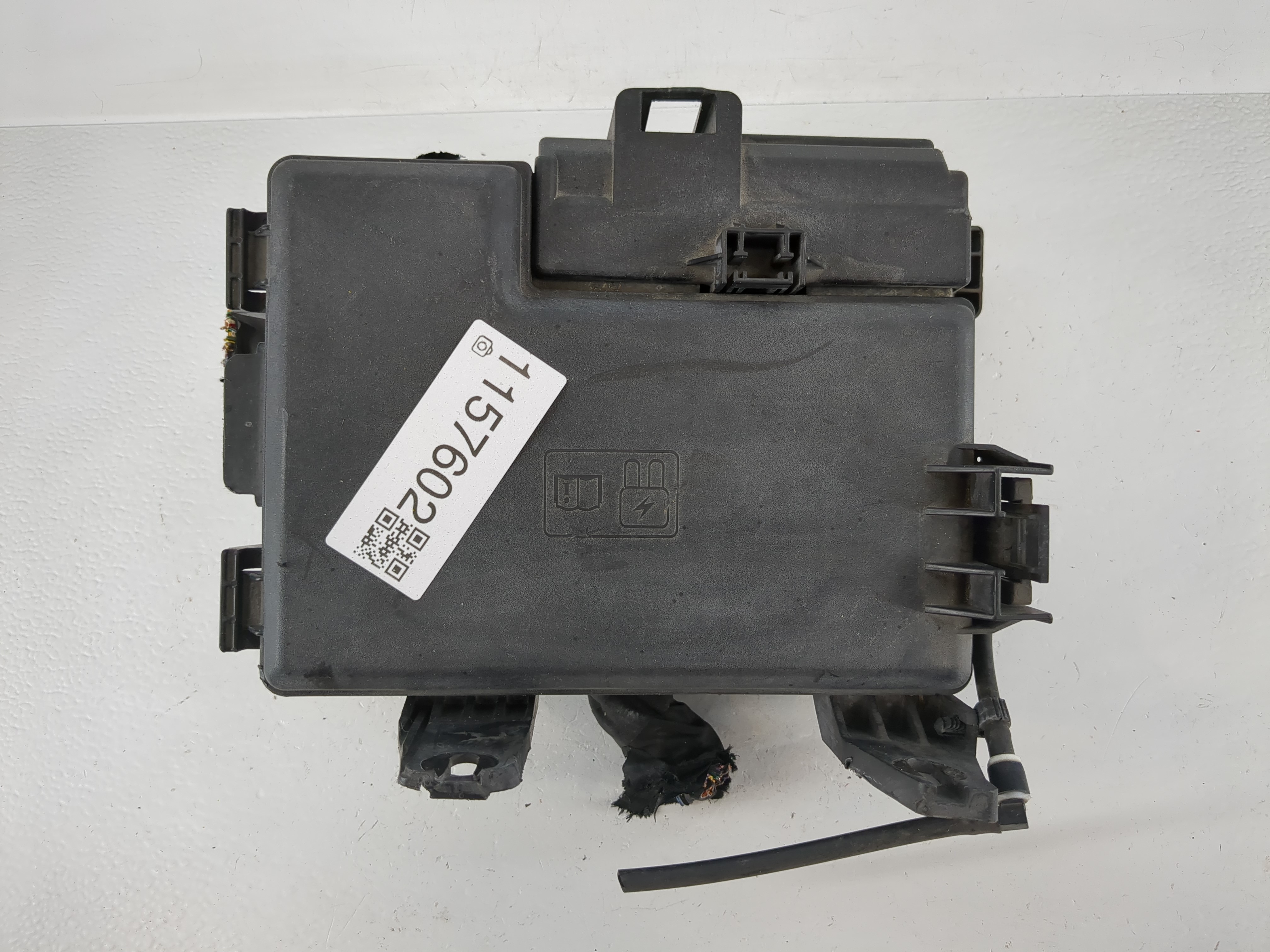 2016-2016 Ford F-150 Fusebox Fuse Box Relay Module Gl3t-12a581-blb 1157602 - Oemusedautoparts1.com