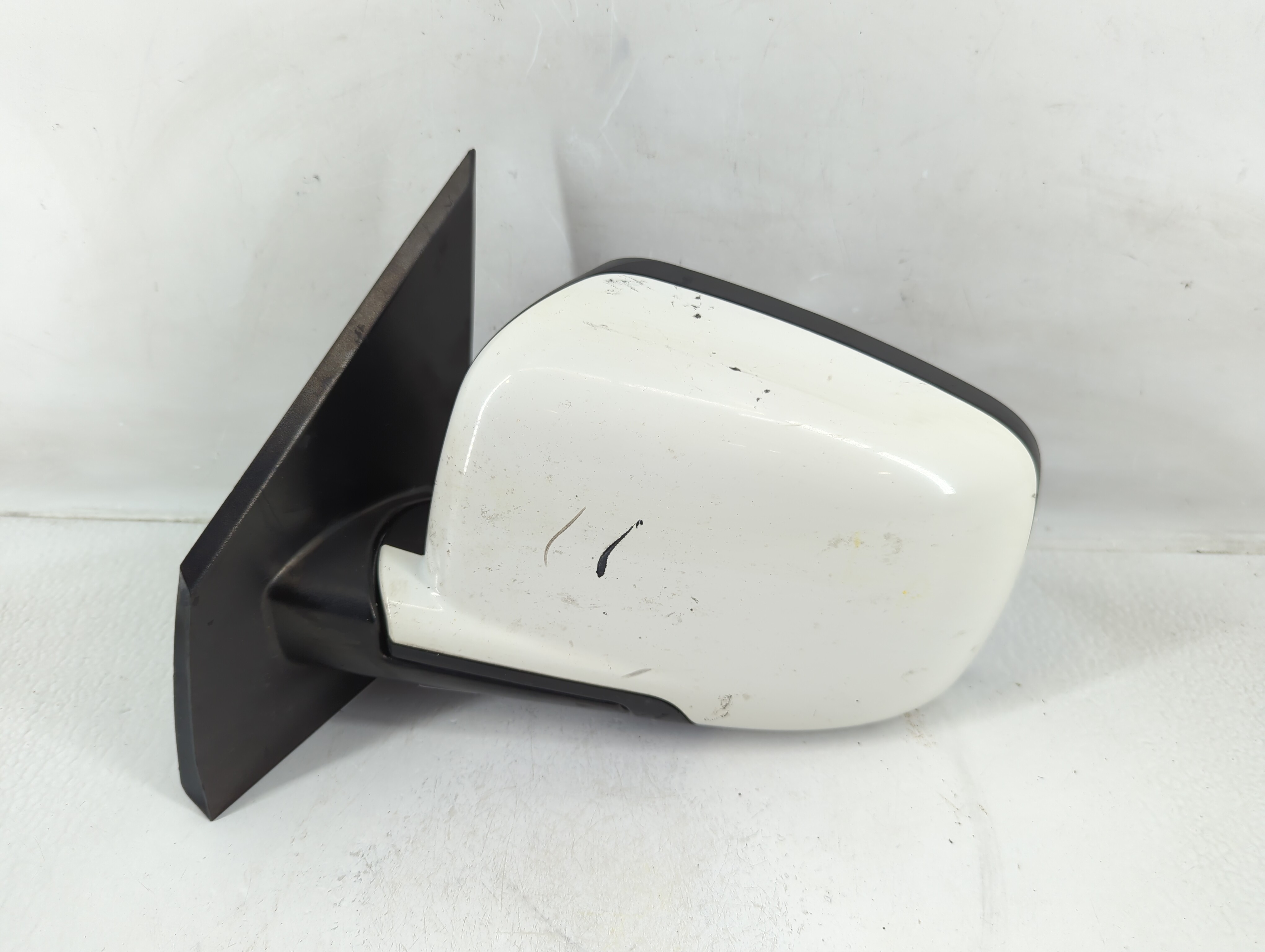 2011 Dodge Journey Driver Left Side View Power Door Mirror White 1157629 - Oemusedautoparts1.com