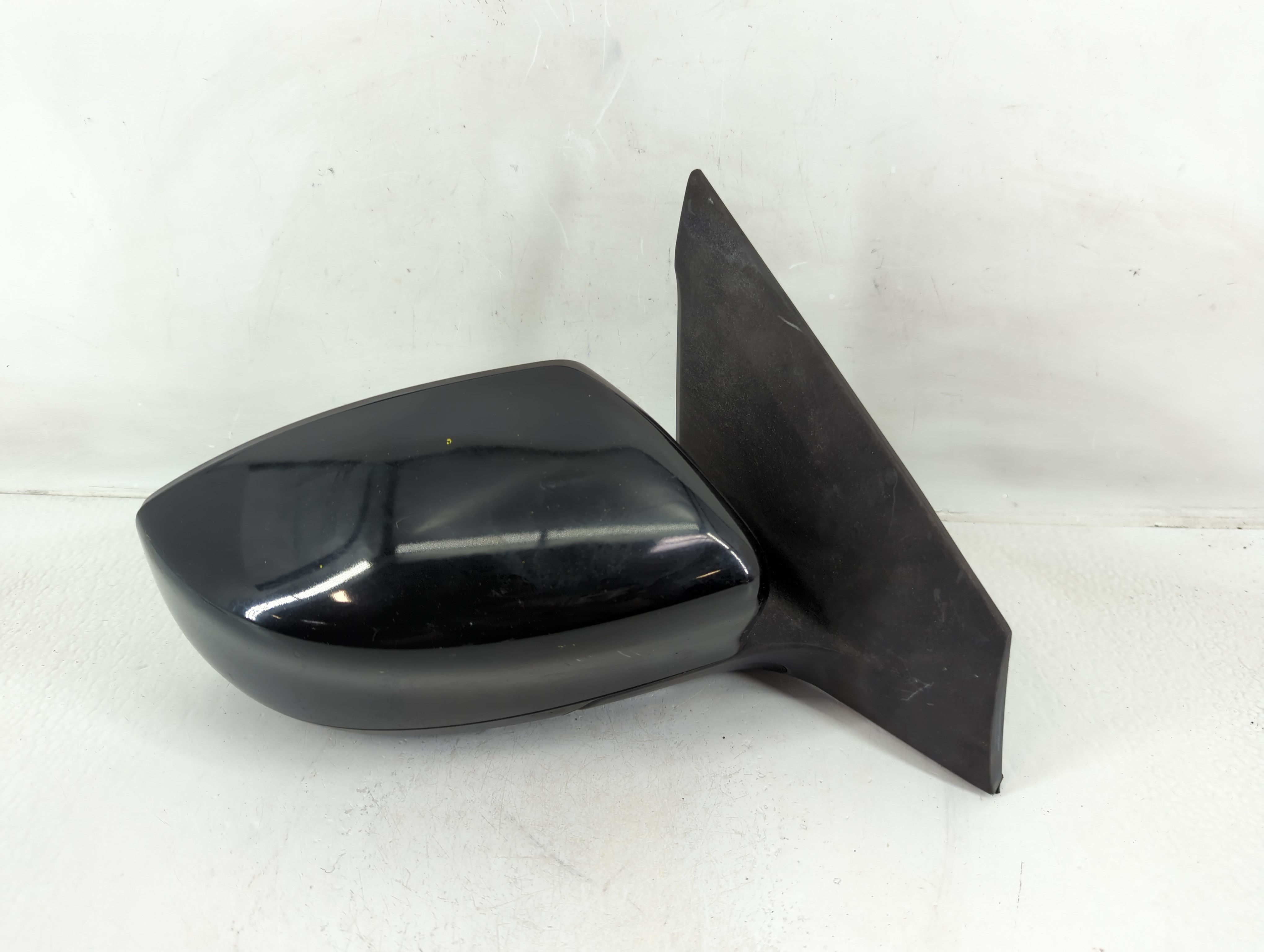 2013-2015 Nissan Sentra Passenger Right Side View Power Door Mirror 1157659 - Oemusedautoparts1.com