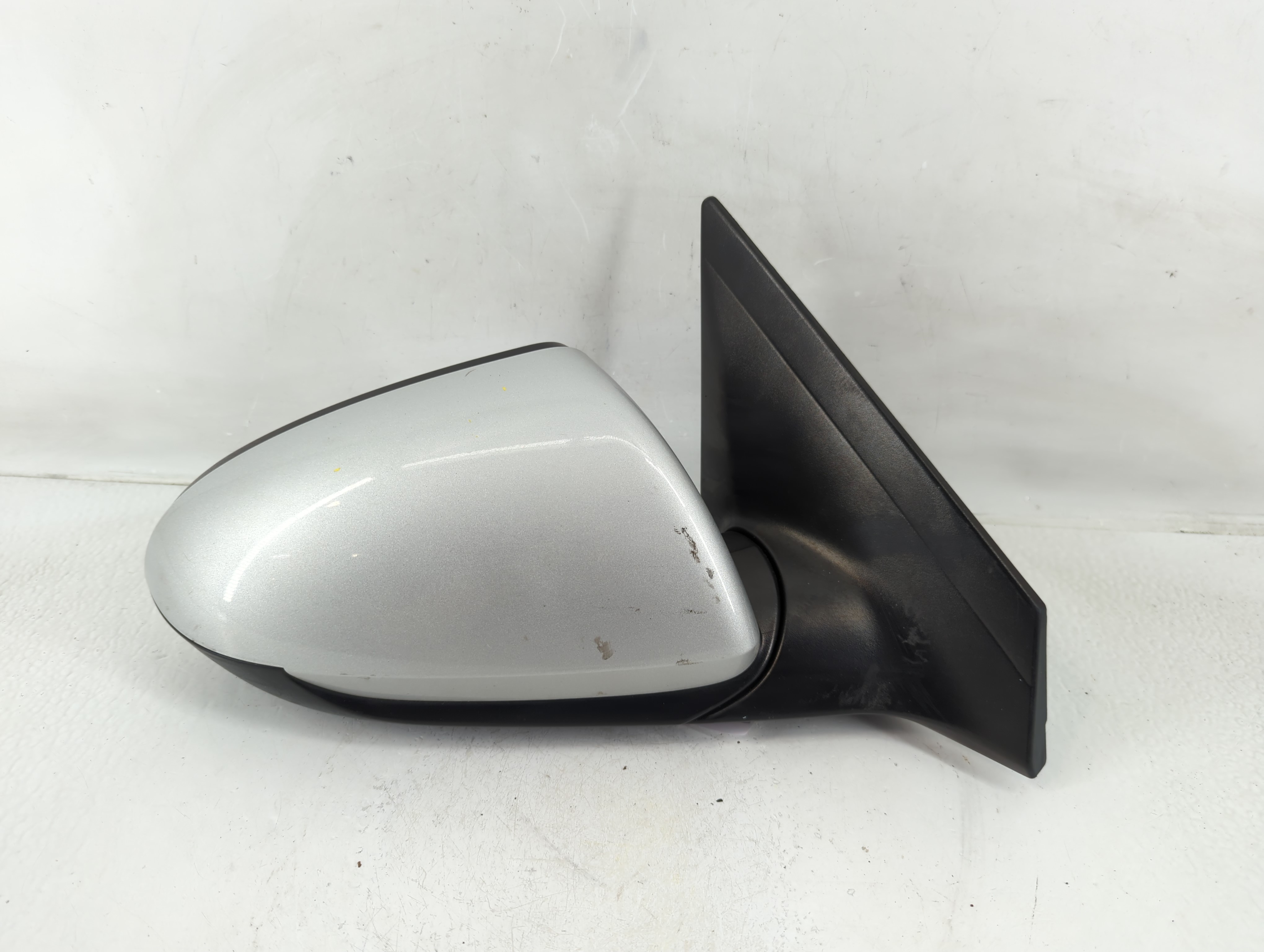 2017-2020 Hyundai Elantra Passenger Right Side View Power Door Mirror 1157702 - Oemusedautoparts1.com
