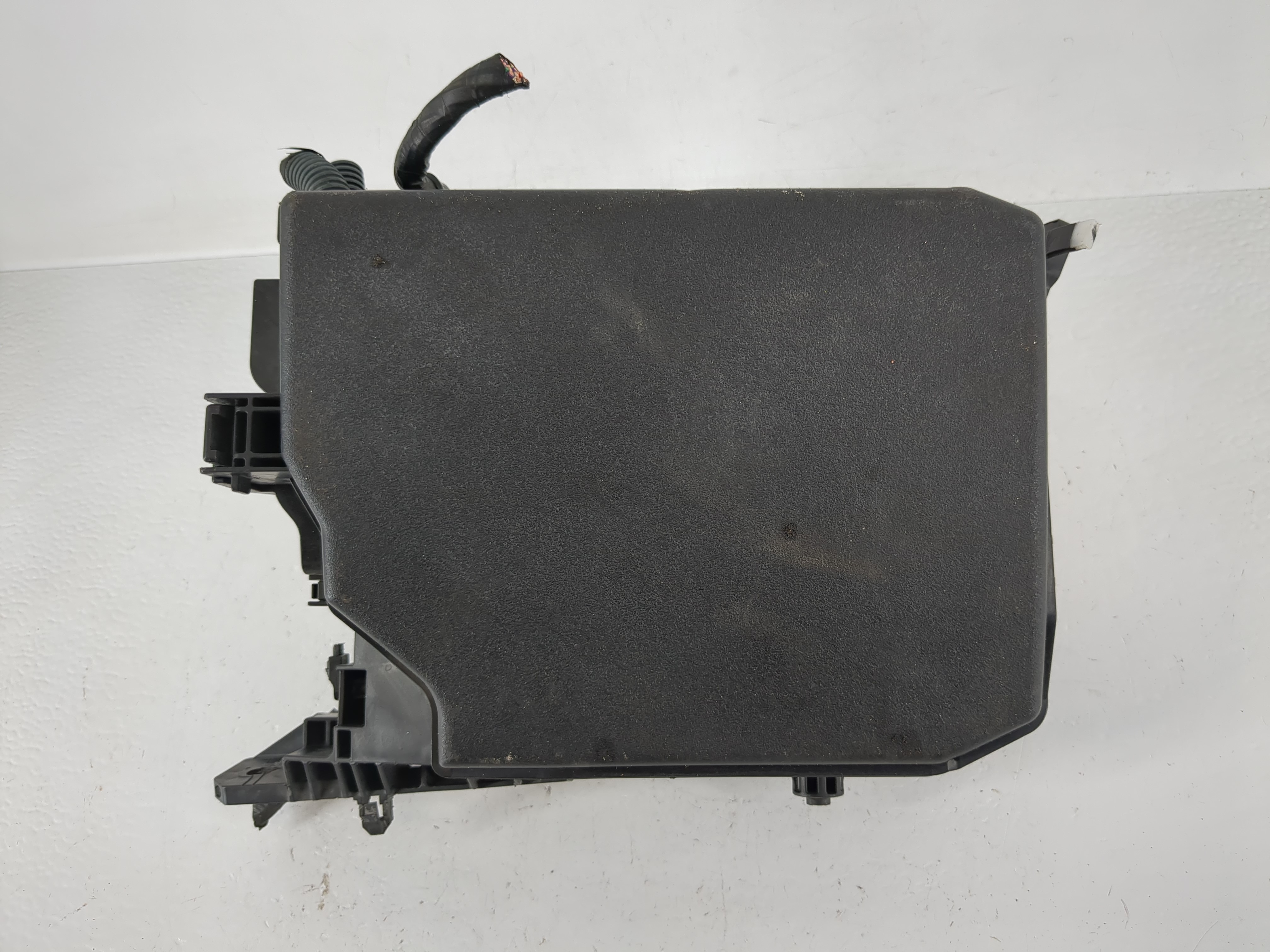 Picture of 2014-2019 Toyota Corolla Fusebox Fuse Box Relay Module 82662-02660 1157713