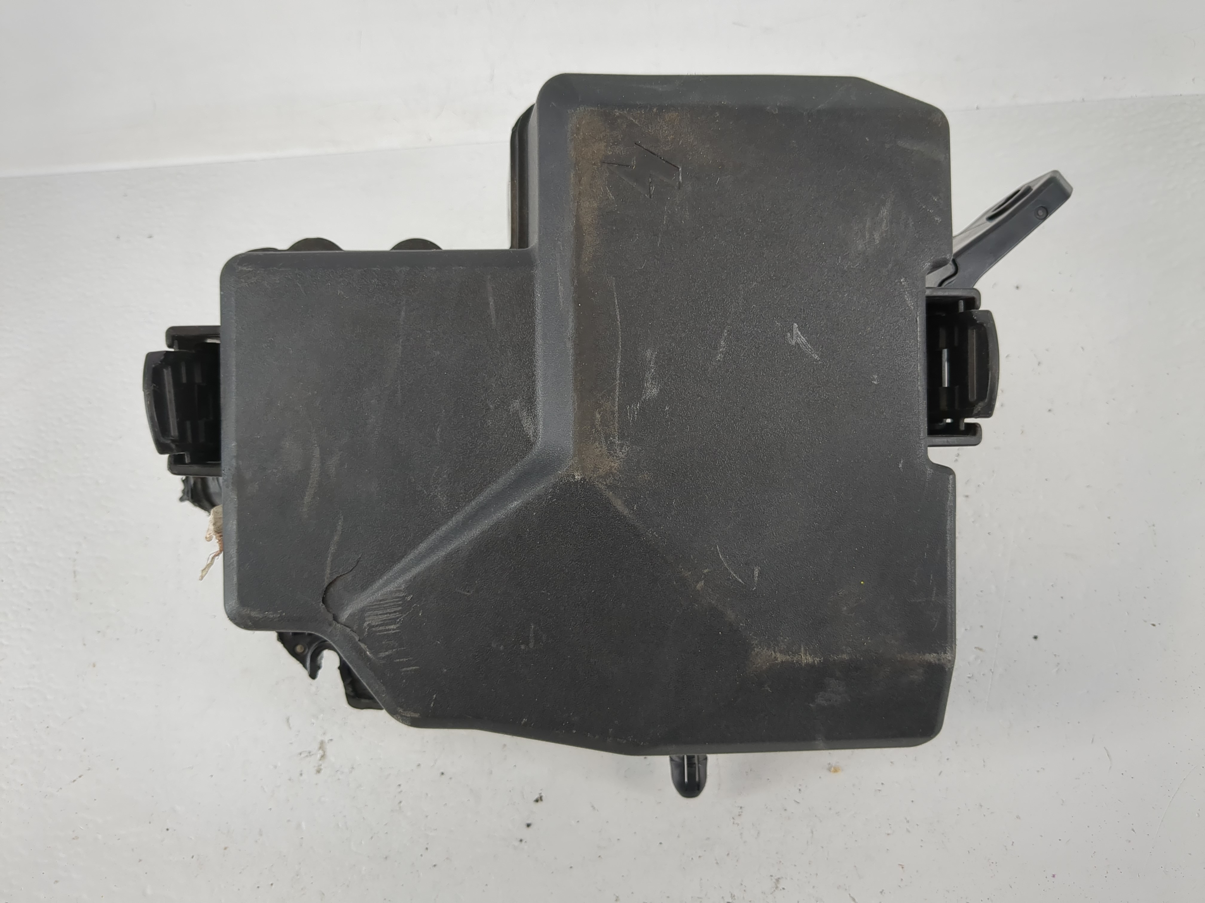 Picture of 2021-2022 Hyundai Elantra Fusebox Fuse Box Relay Module 91956-aa020 1157715