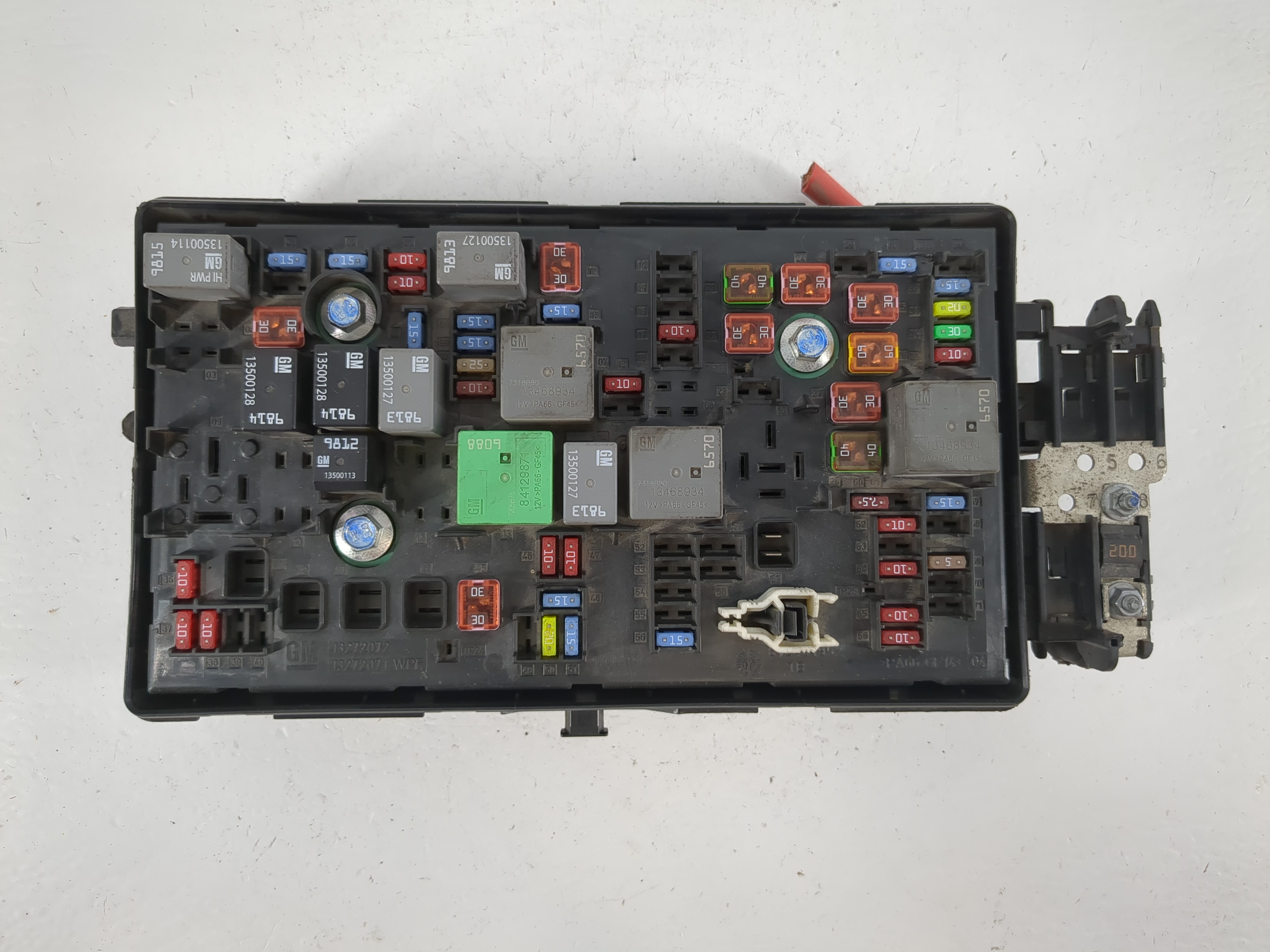Picture of 2020-2022 Chevrolet Colorado Fusebox Fuse Box Relay Module 84287538 1157735