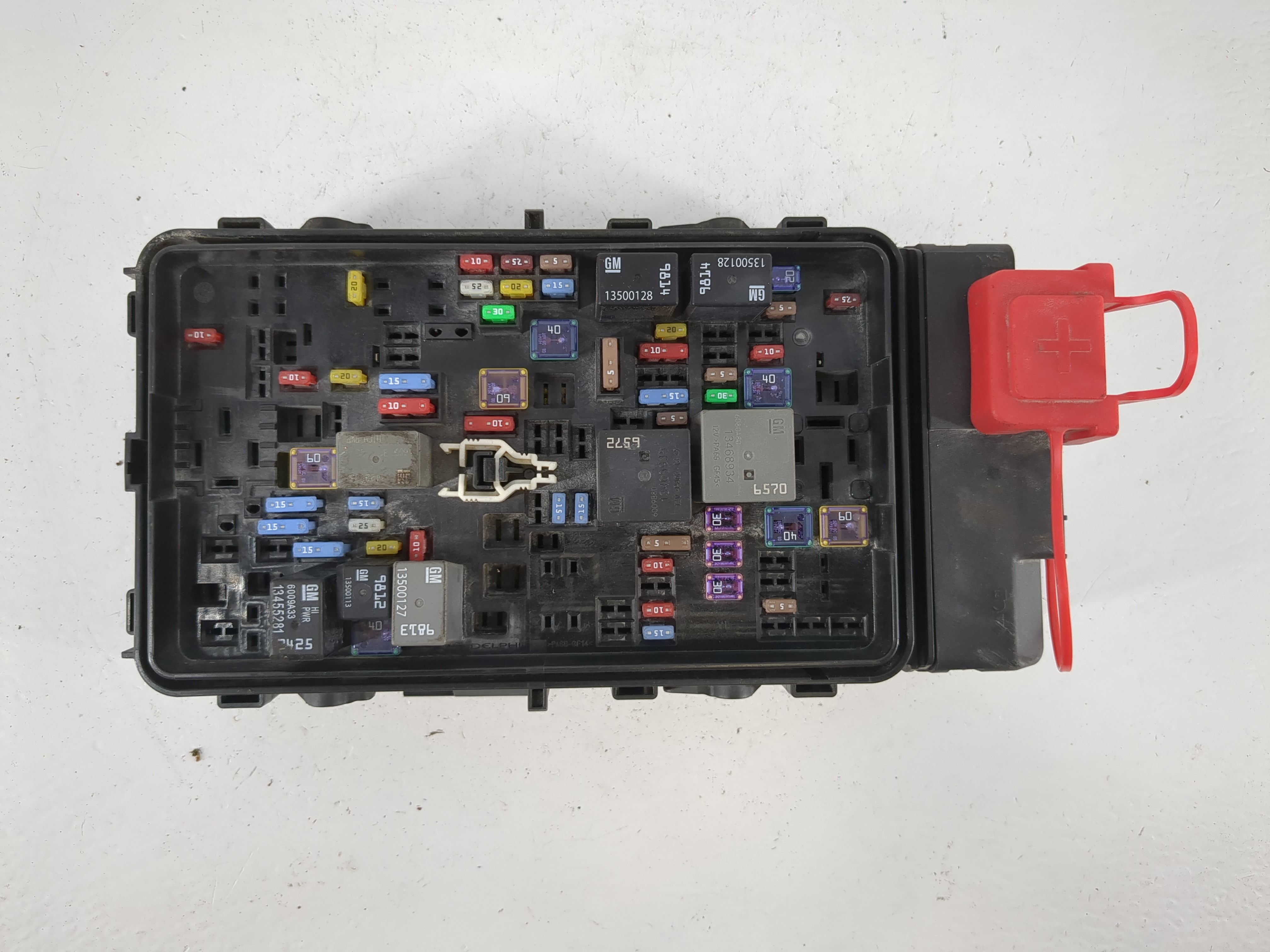 2017-2018 Chevrolet Malibu Fusebox Fuse Box Relay Module 84144636 1157739 - Oemusedautoparts1.com