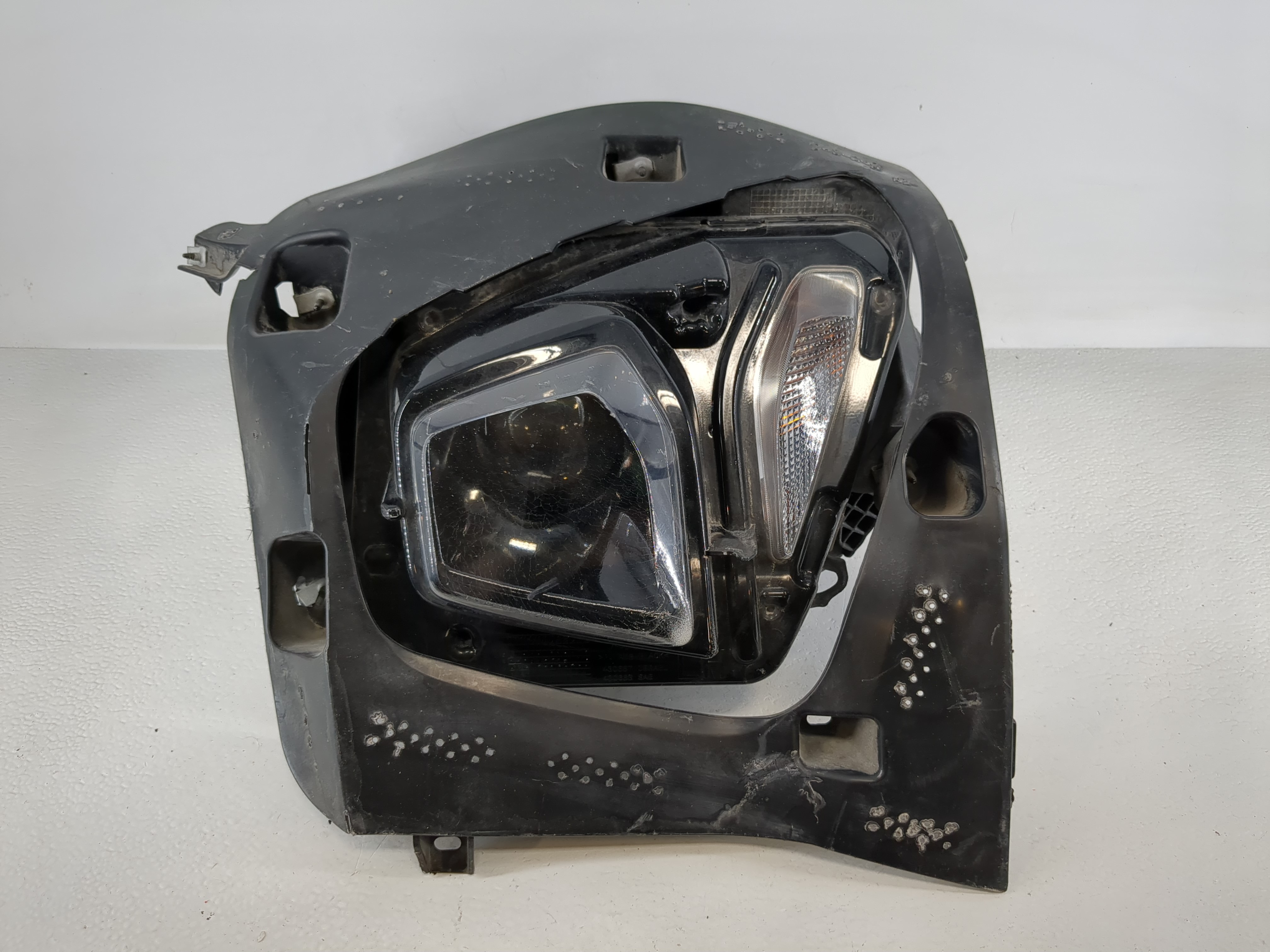 2019-2020 Chevrolet Blazer Driver Left Oem Head Light Headlight Lamp 1157748 - Oemusedautoparts1.com