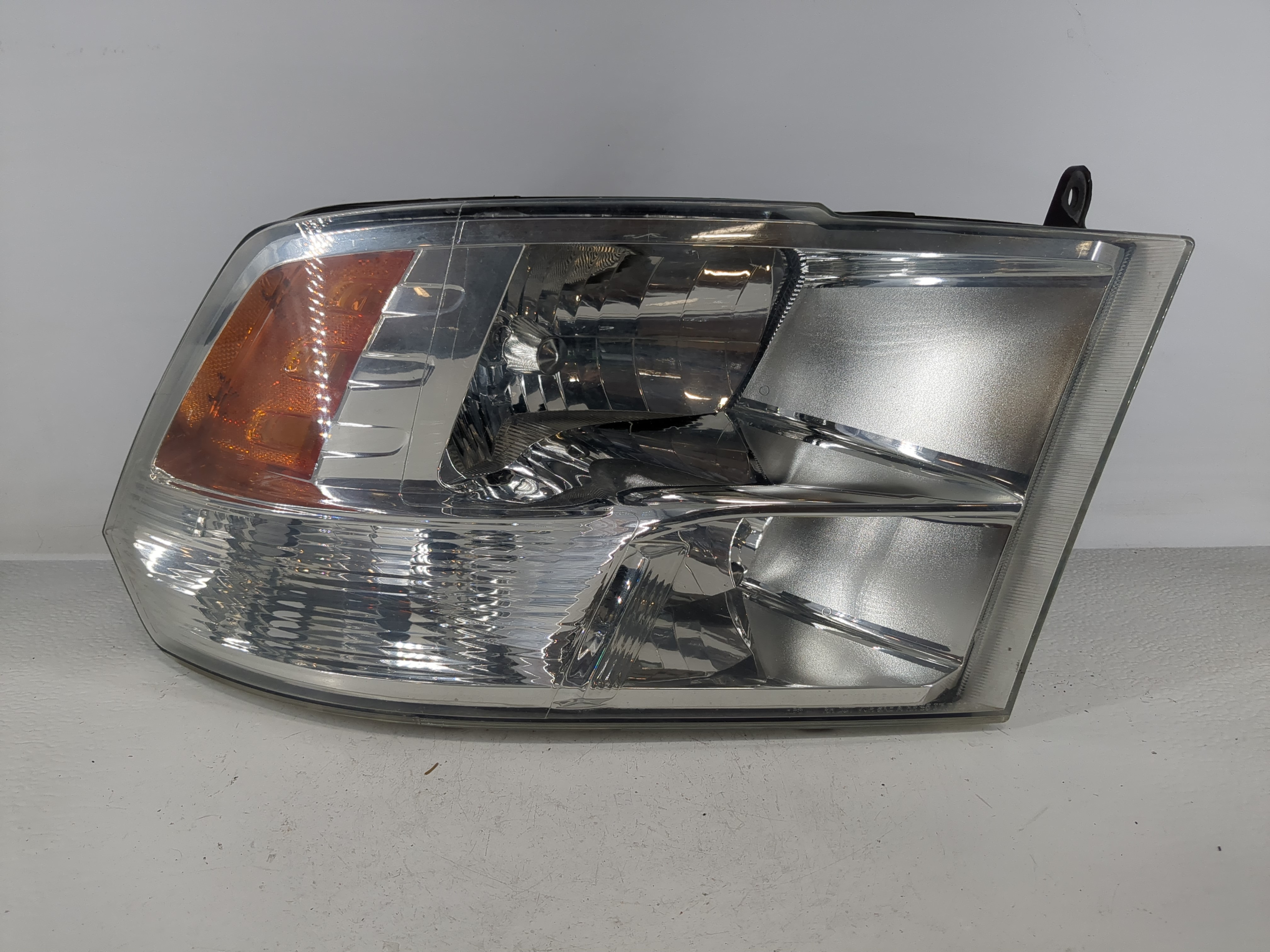 Dodge Ram 1500 Passenger Right Oem Head Light Headlight Lamp 1157754 - Oemusedautoparts1.com