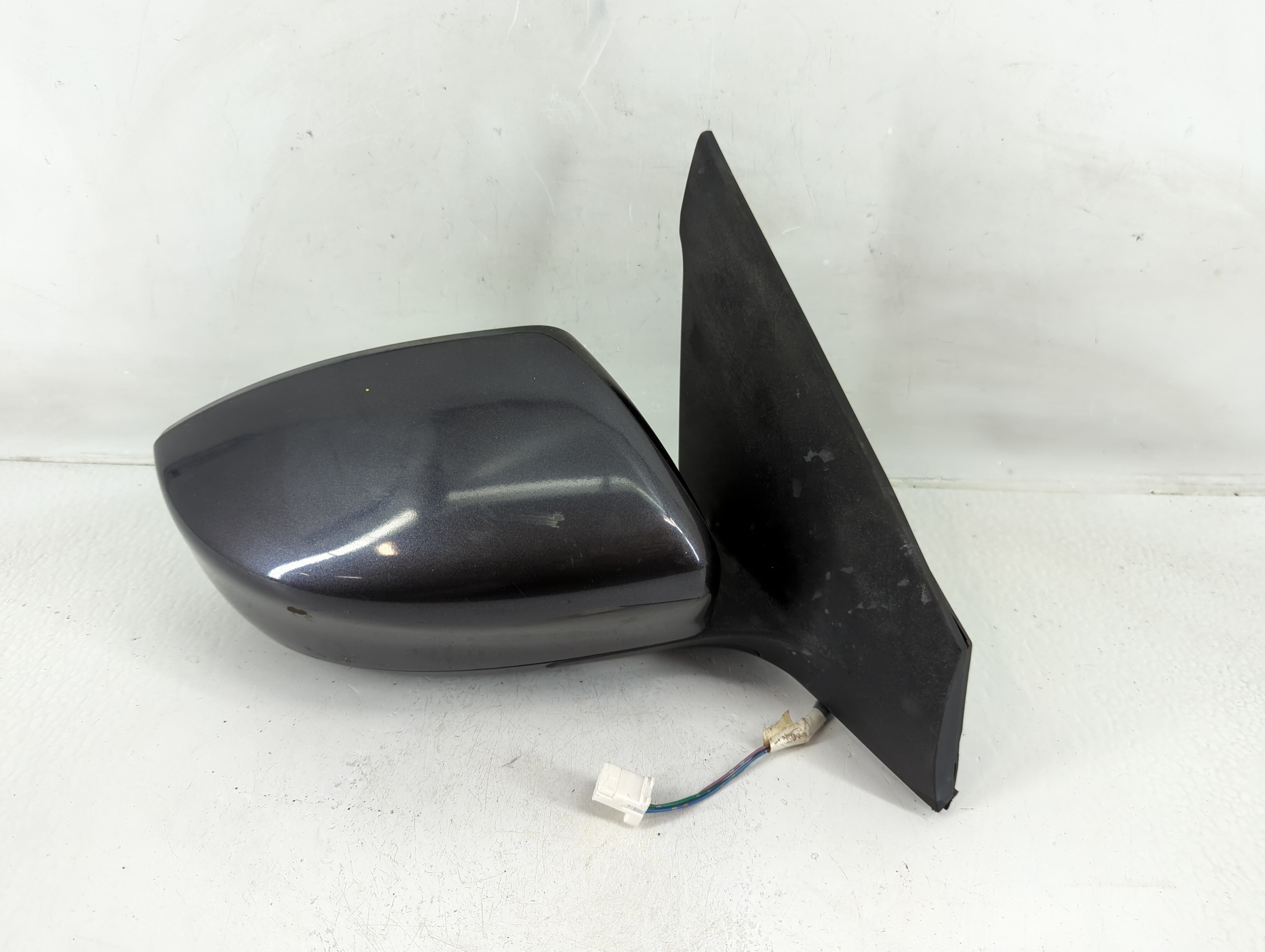 2013-2015 Nissan Sentra Passenger Right Side View Power Door Mirror 1157768 - Oemusedautoparts1.com