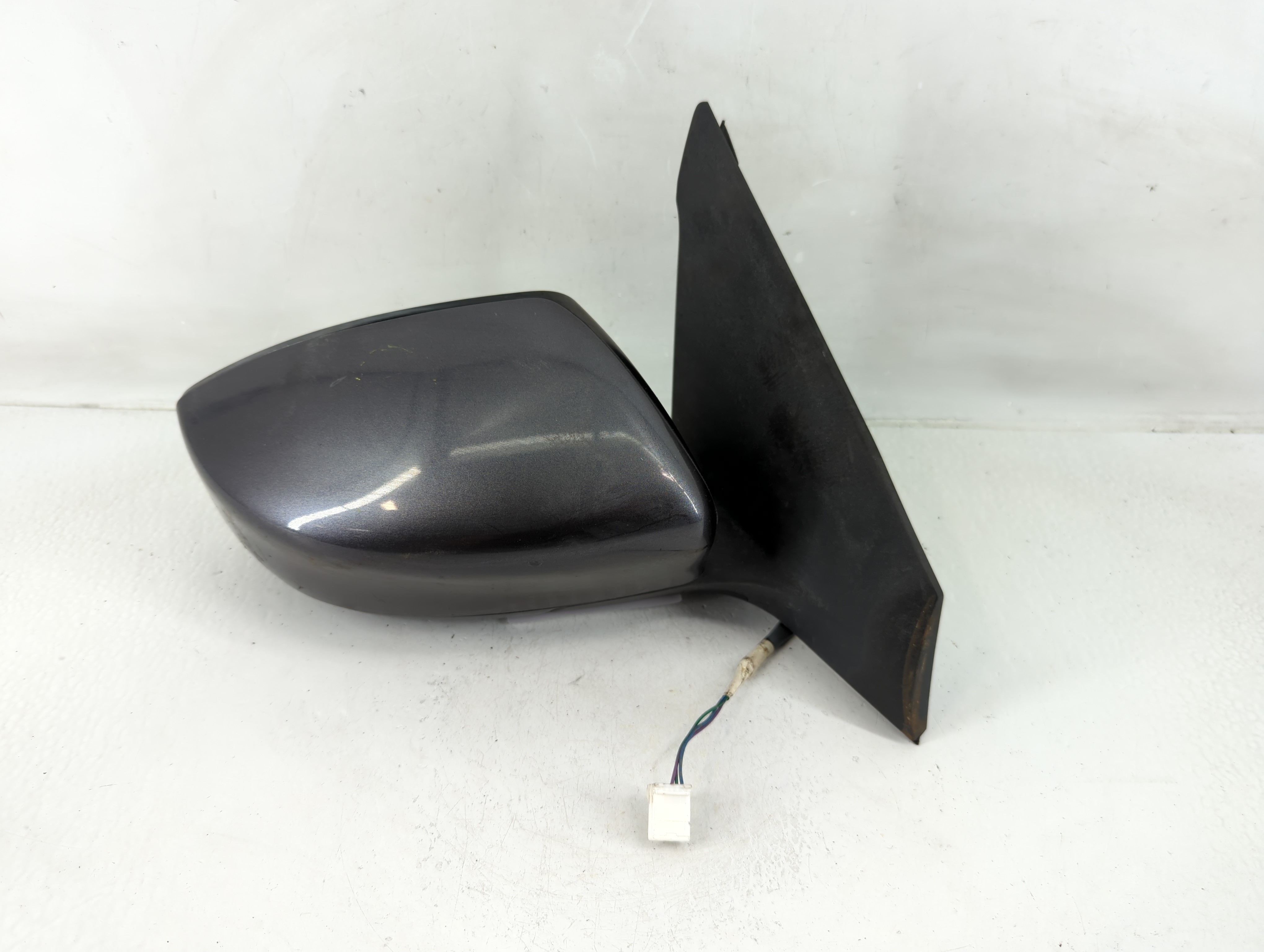 2013-2015 Nissan Sentra Passenger Right Side View Power Door Mirror Grey 1157772 - Oemusedautoparts1.com