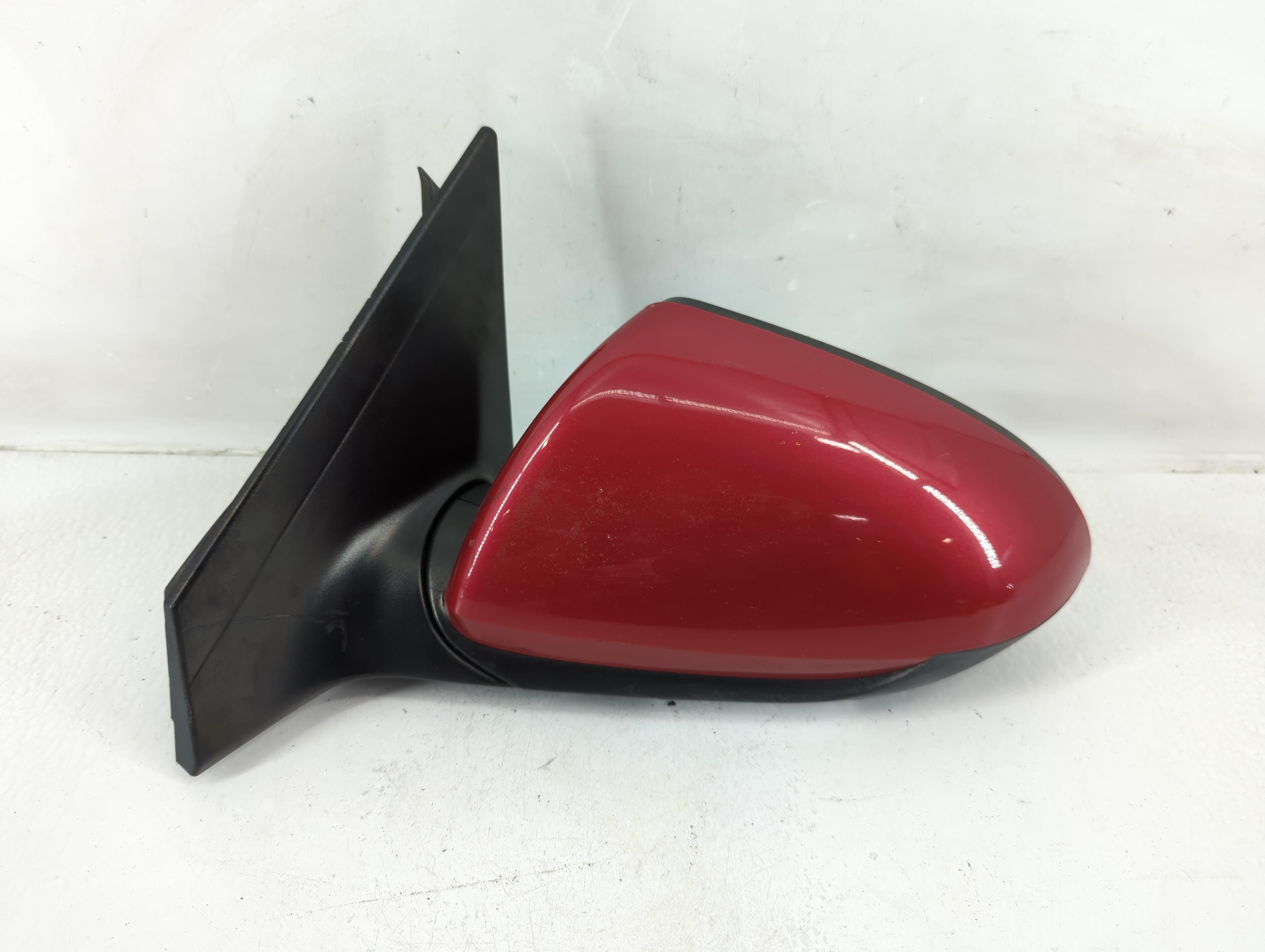 2017-2020 Hyundai Elantra Driver Left Side View Power Door Mirror Red 1157796 - Oemusedautoparts1.com
