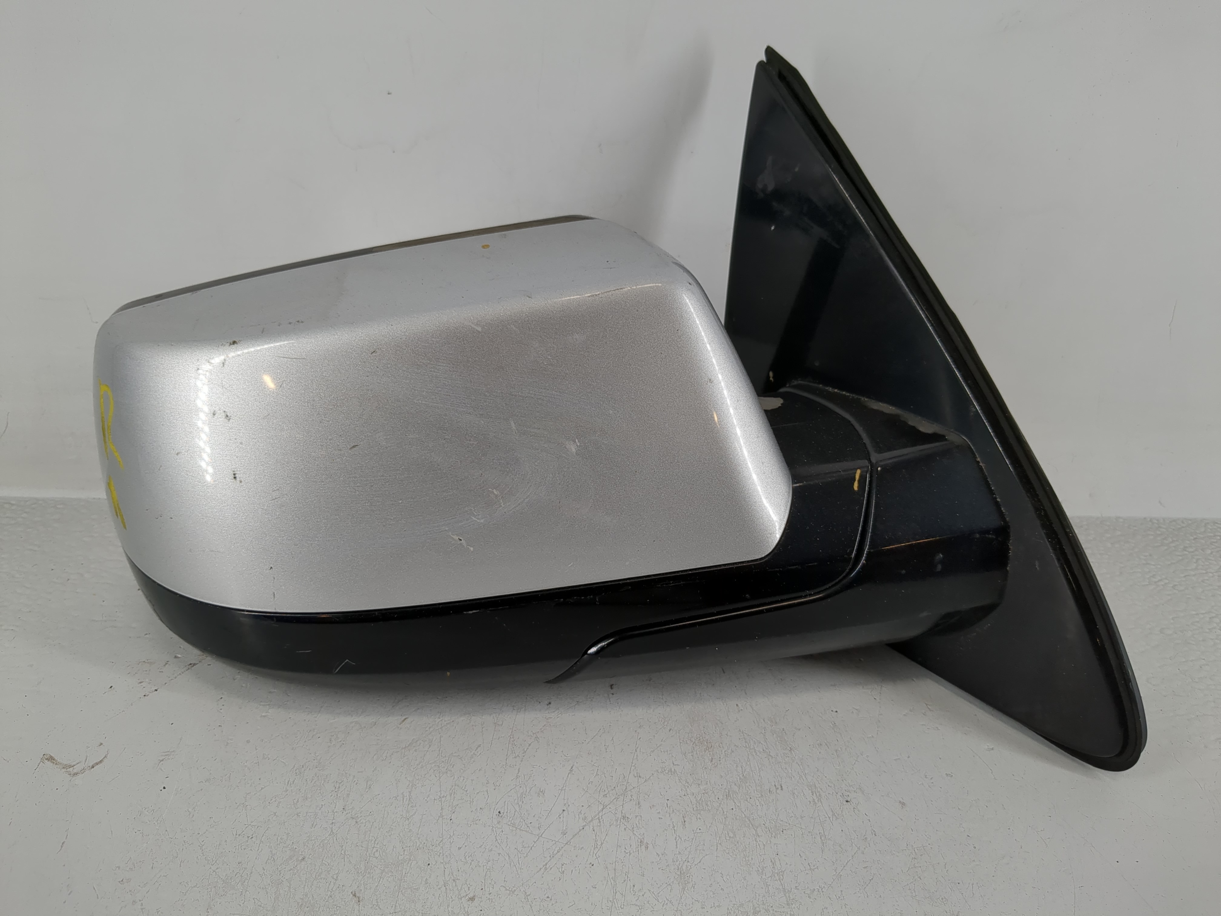 2015-2020 Chevrolet Tahoe Passenger Right Side View Power Door Mirror 1157805 - Oemusedautoparts1.com