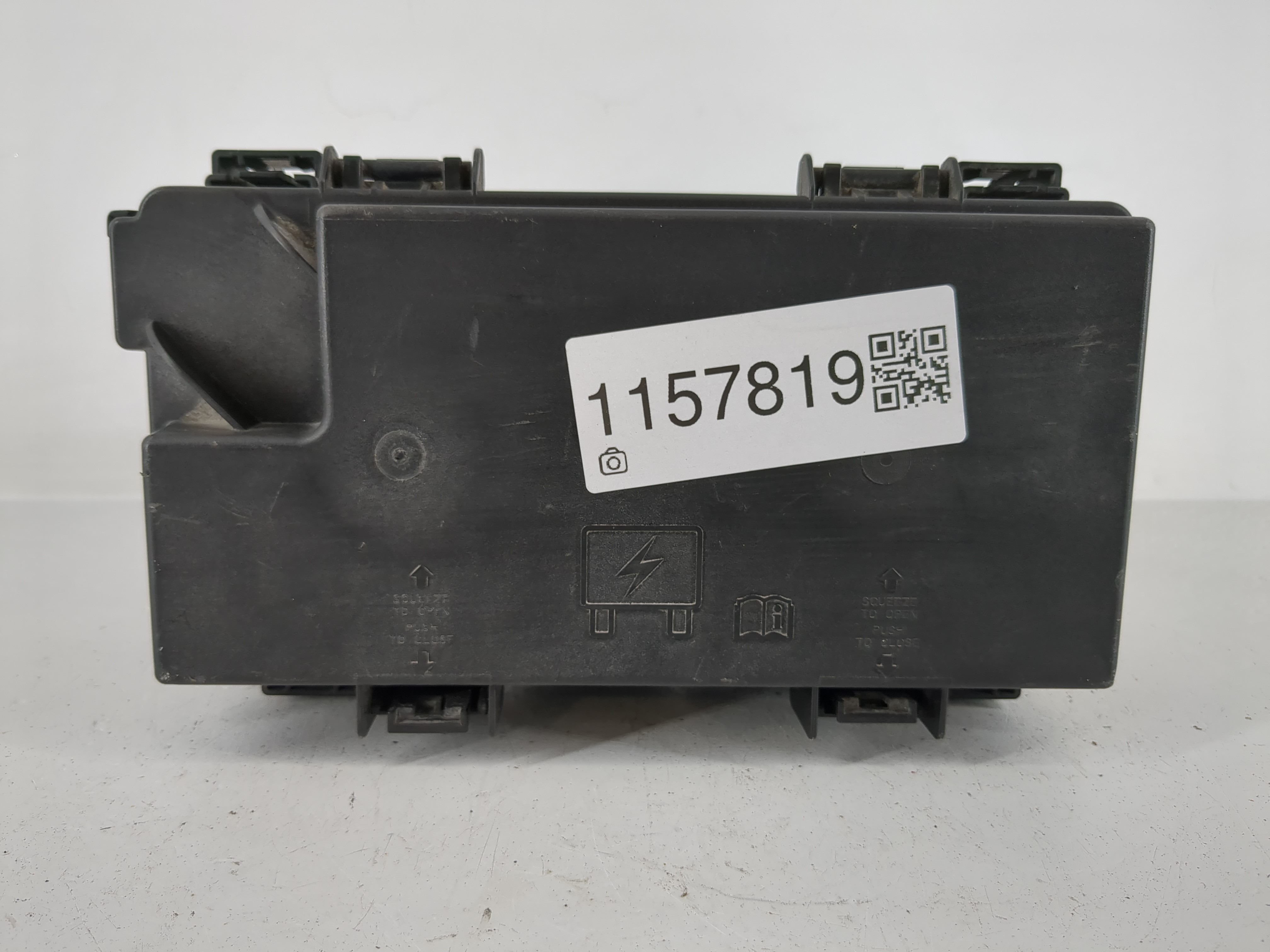 Dodge Caravan Fusebox Fuse Box Relay Module Tipm 68163904ac 1157819 - Oemusedautoparts1.com