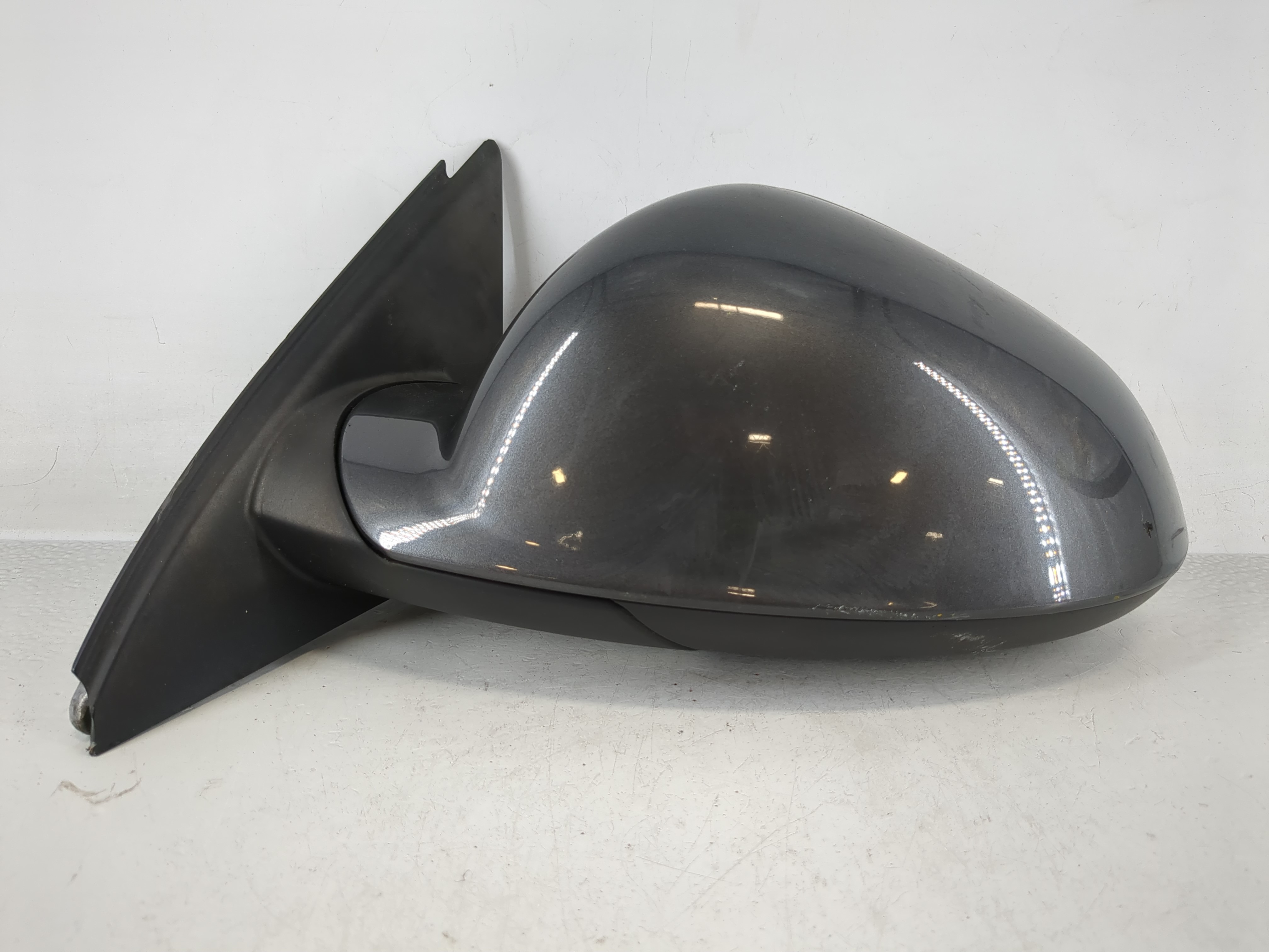 2011-2013 Buick Regal Driver Left Side View Power Door Mirror Tech Grey 1157832 - Oemusedautoparts1.com
