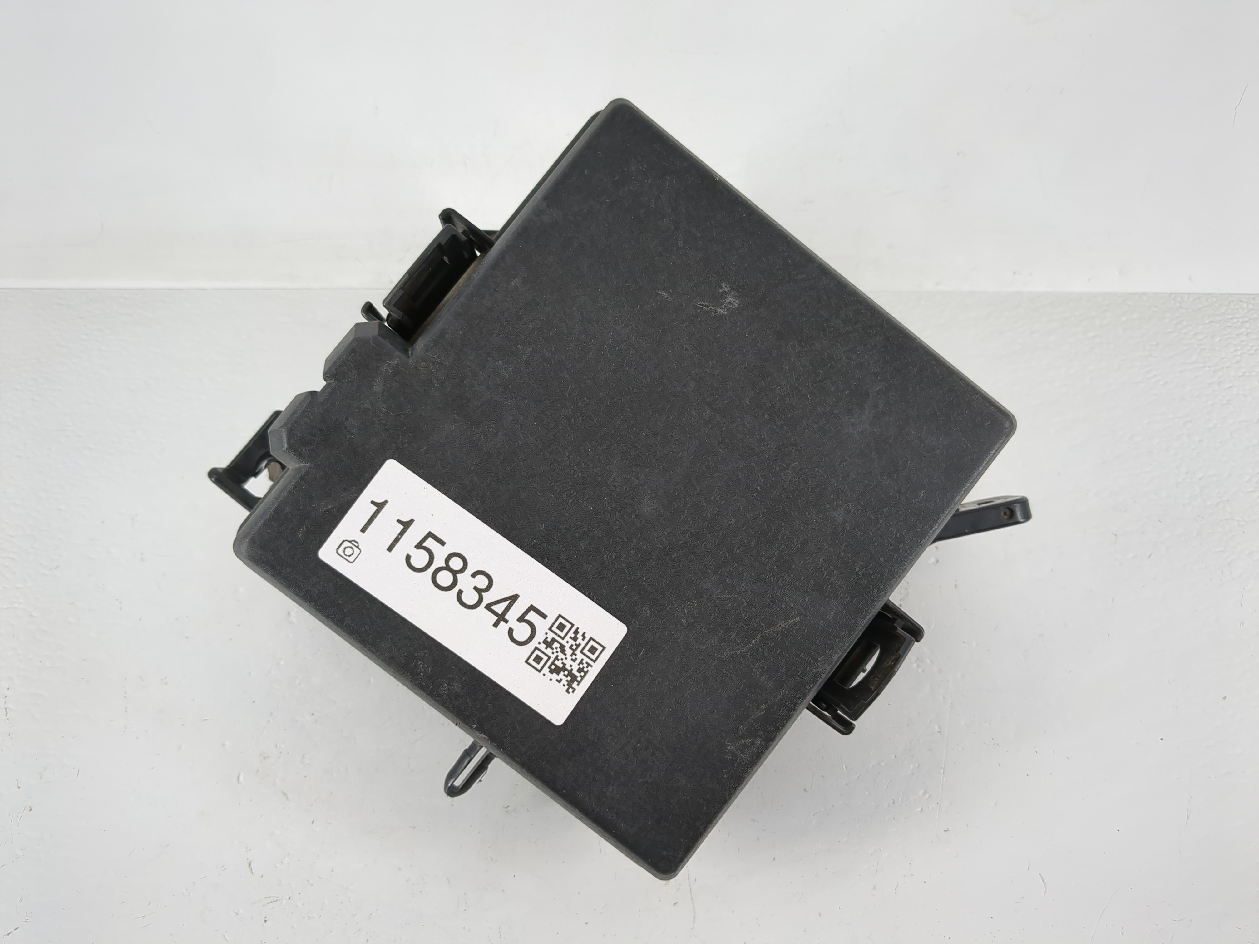 2016-2018 Hyundai Tucson Fusebox Fuse Box Relay Module 91431 D3202 1158345 - Oemusedautoparts1.com