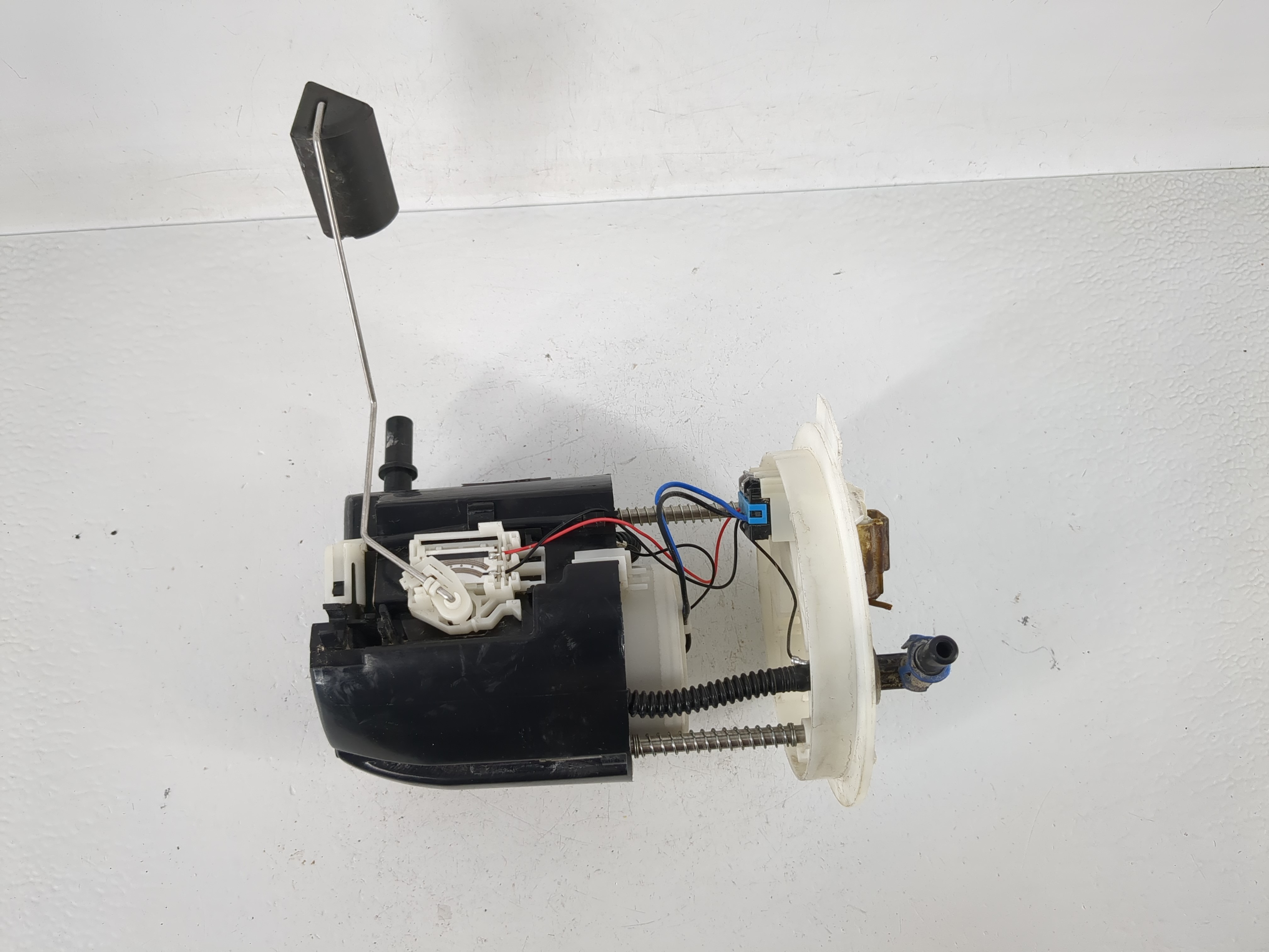 2008-2009 Cadillac Cts Electrical Gas Fuel Pump Assembly 1158372 - Oemusedautoparts1.com