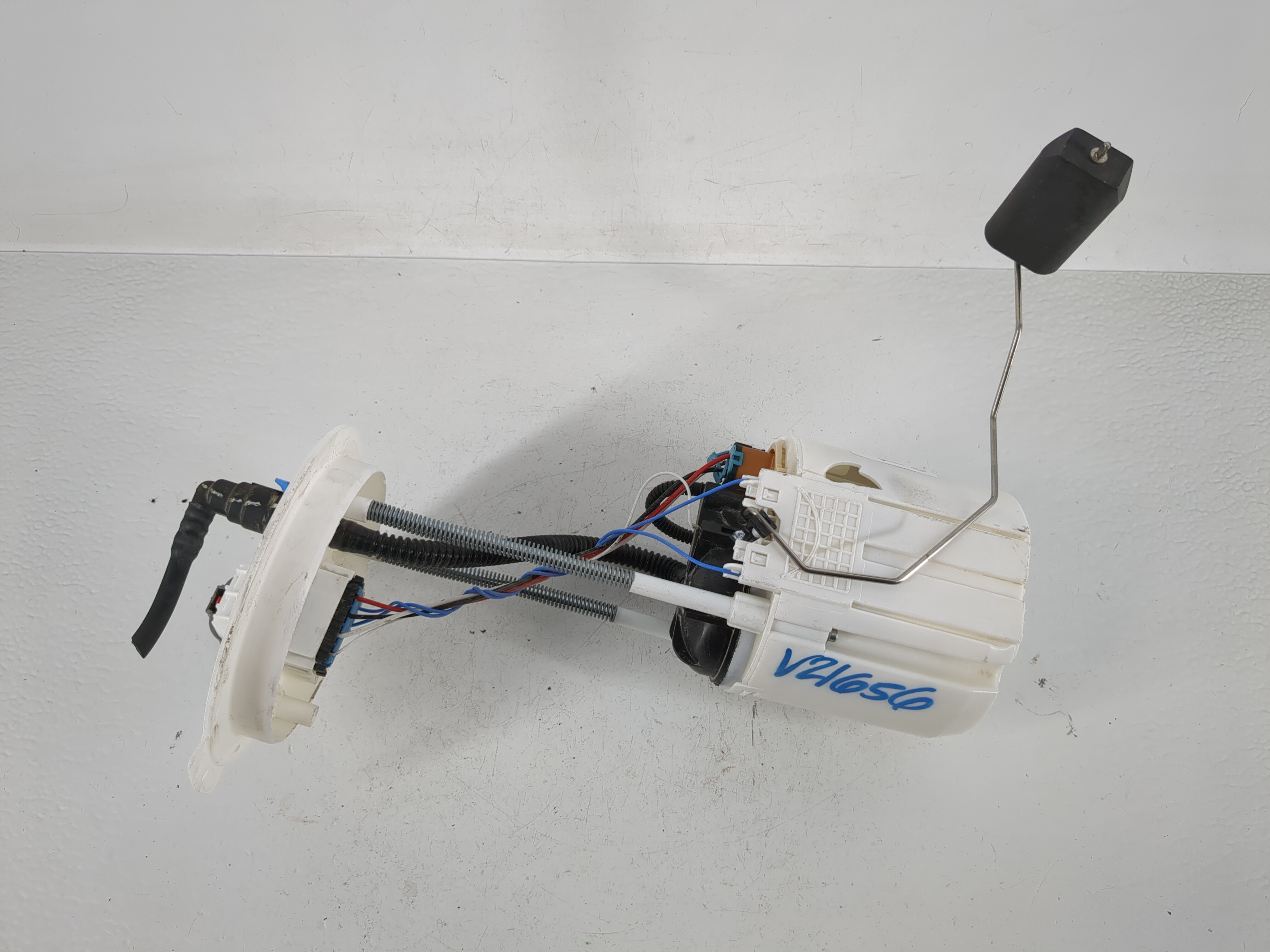 2021-2022 Chevrolet Trailblazer Electrical Gas Fuel Pump Assembly 1158375 - Oemusedautoparts1.com