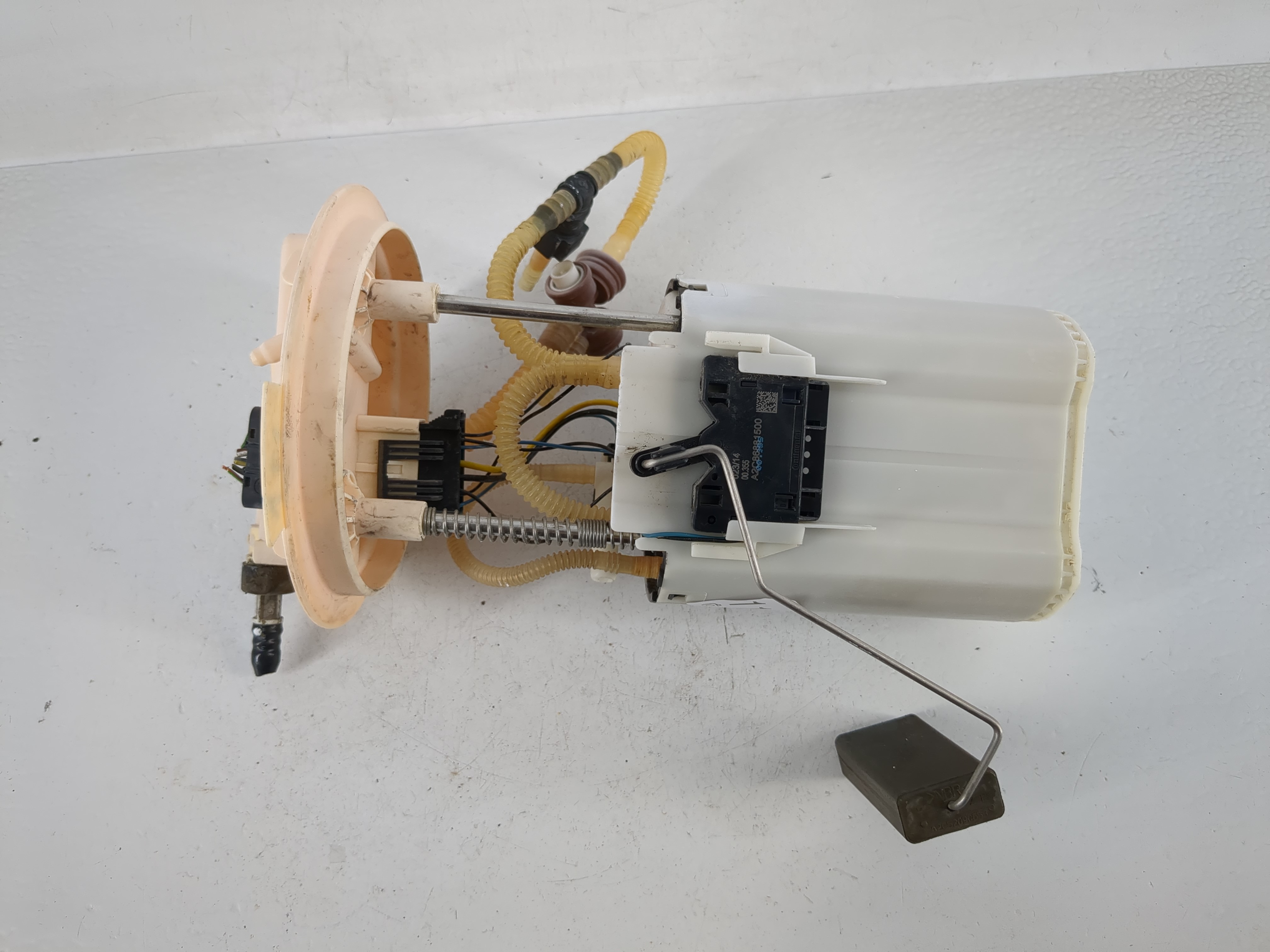 2013-2016 Volvo S60 Electrical Gas Fuel Pump Assembly 1158377 - Oemusedautoparts1.com