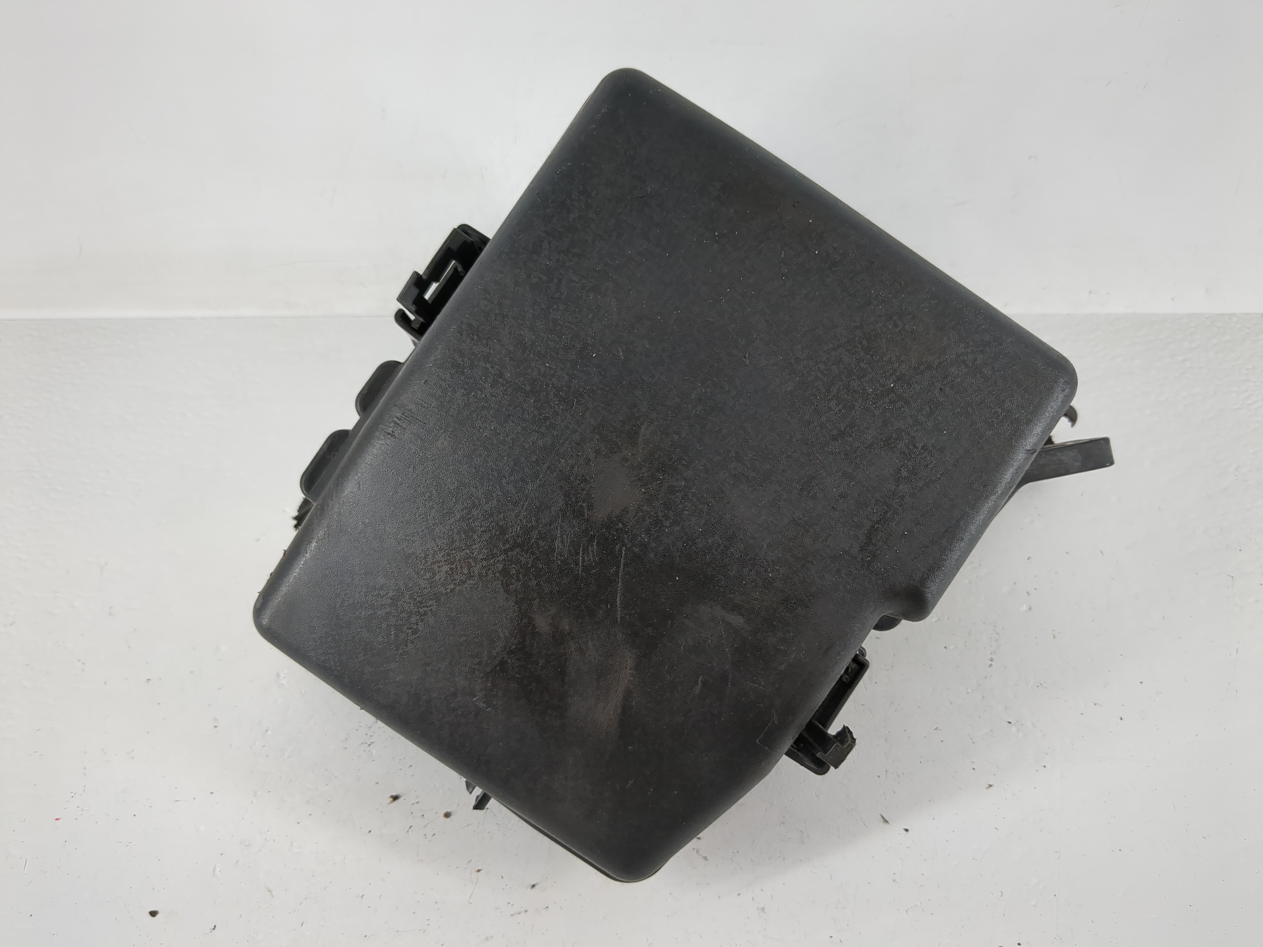 2011-2014 Hyundai Sonata Fusebox Fuse Box Relay Module 91950-3s711 1158390 - Oemusedautoparts1.com