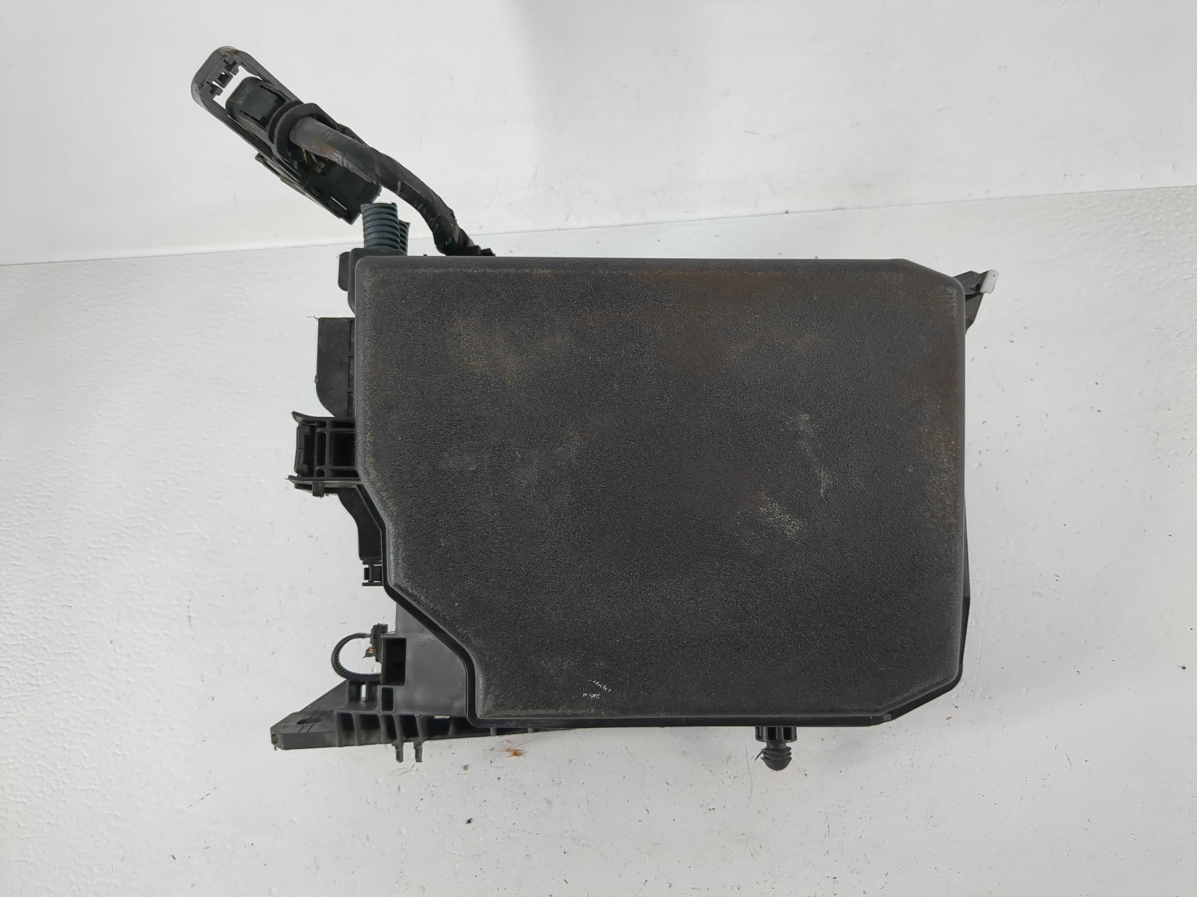 Picture of 2014-2019 Toyota Corolla Fusebox Fuse Box Relay Module 82662-02660 1158393