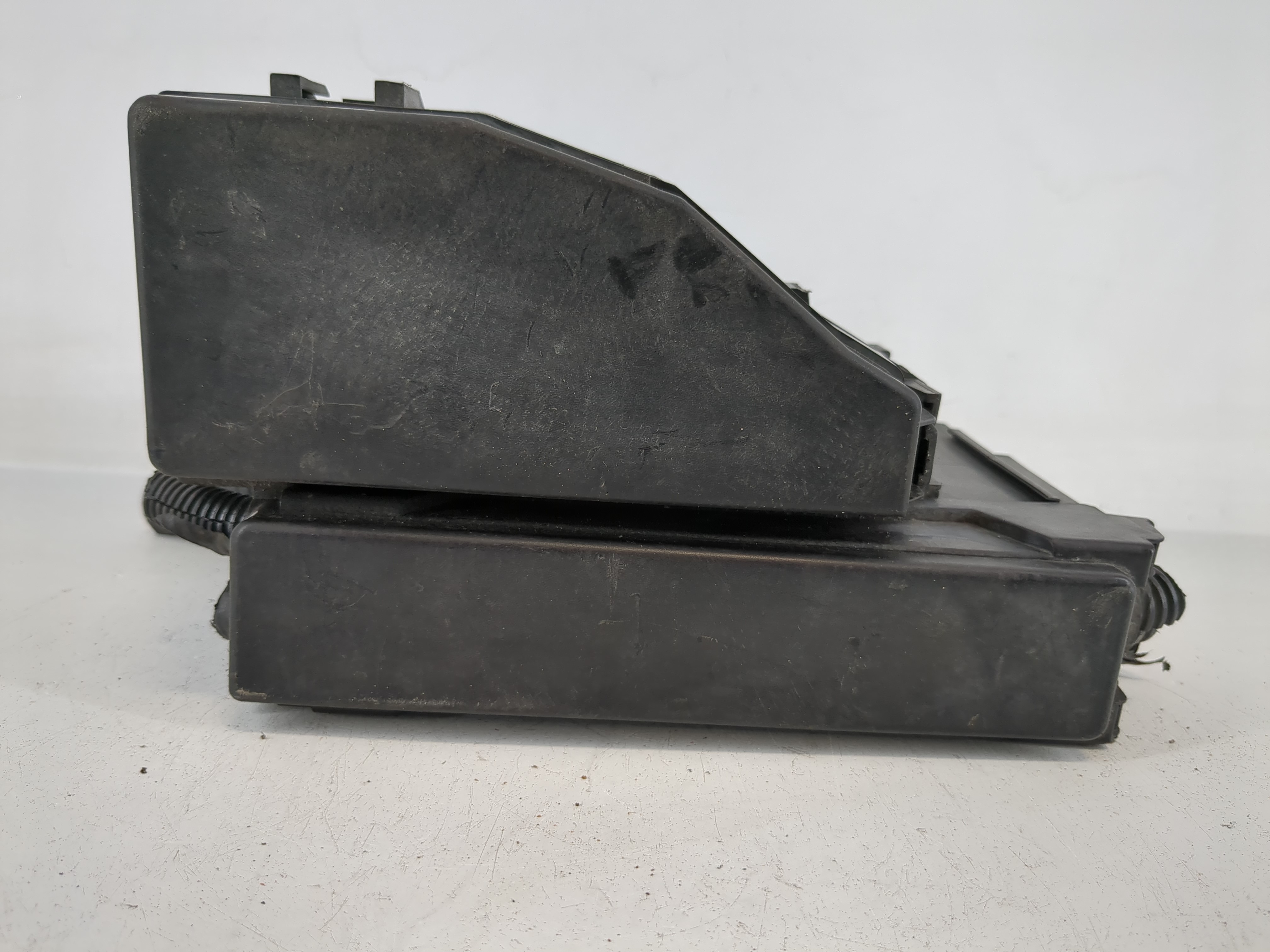 2015-2015 Nissan Altima Fusebox Fuse Box Relay Module 1158396 - Oemusedautoparts1.com