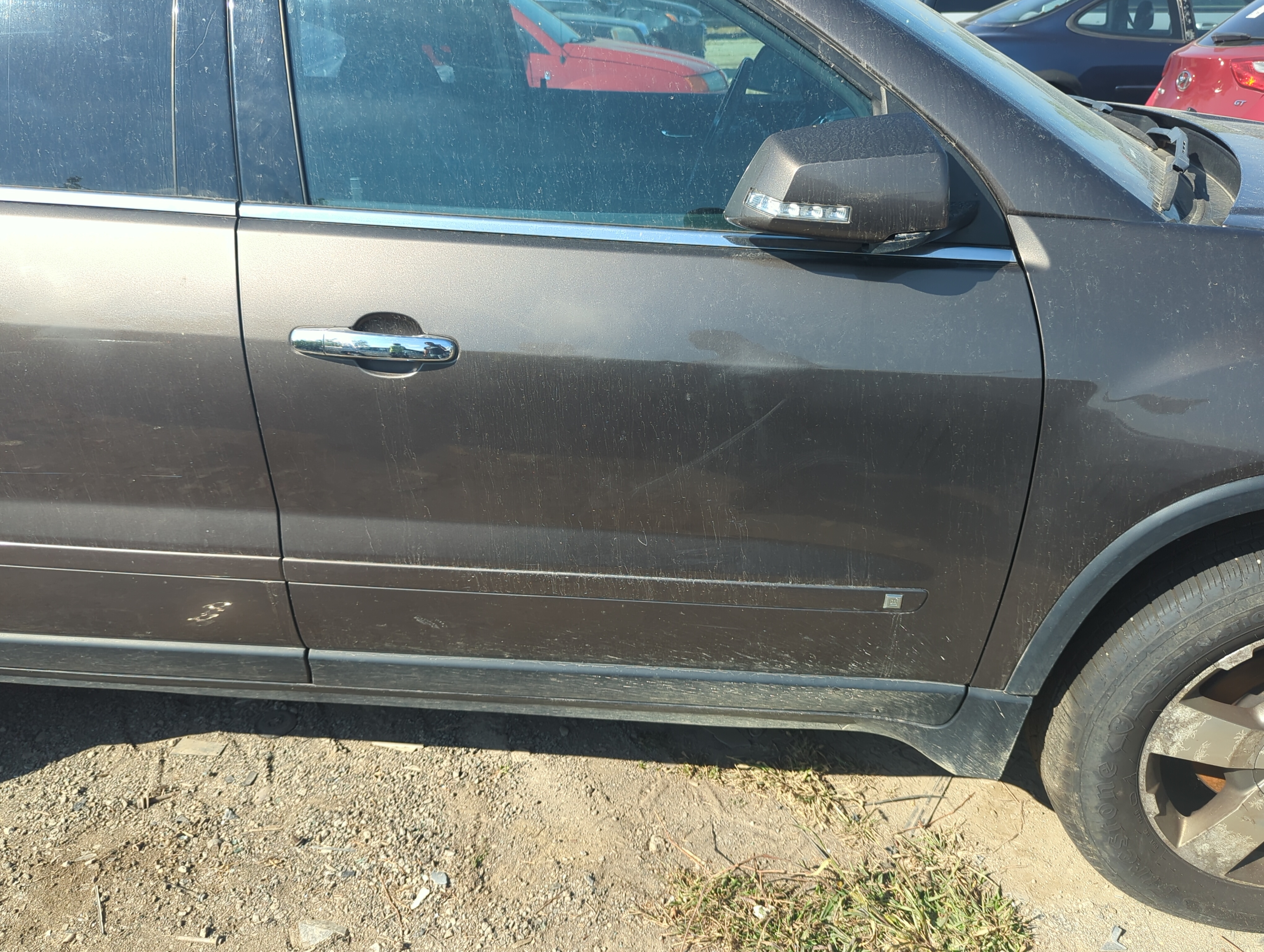2010-2017 Gmc Acadia Passenger Front Door Oem 1158463 - Oemusedautoparts1.com