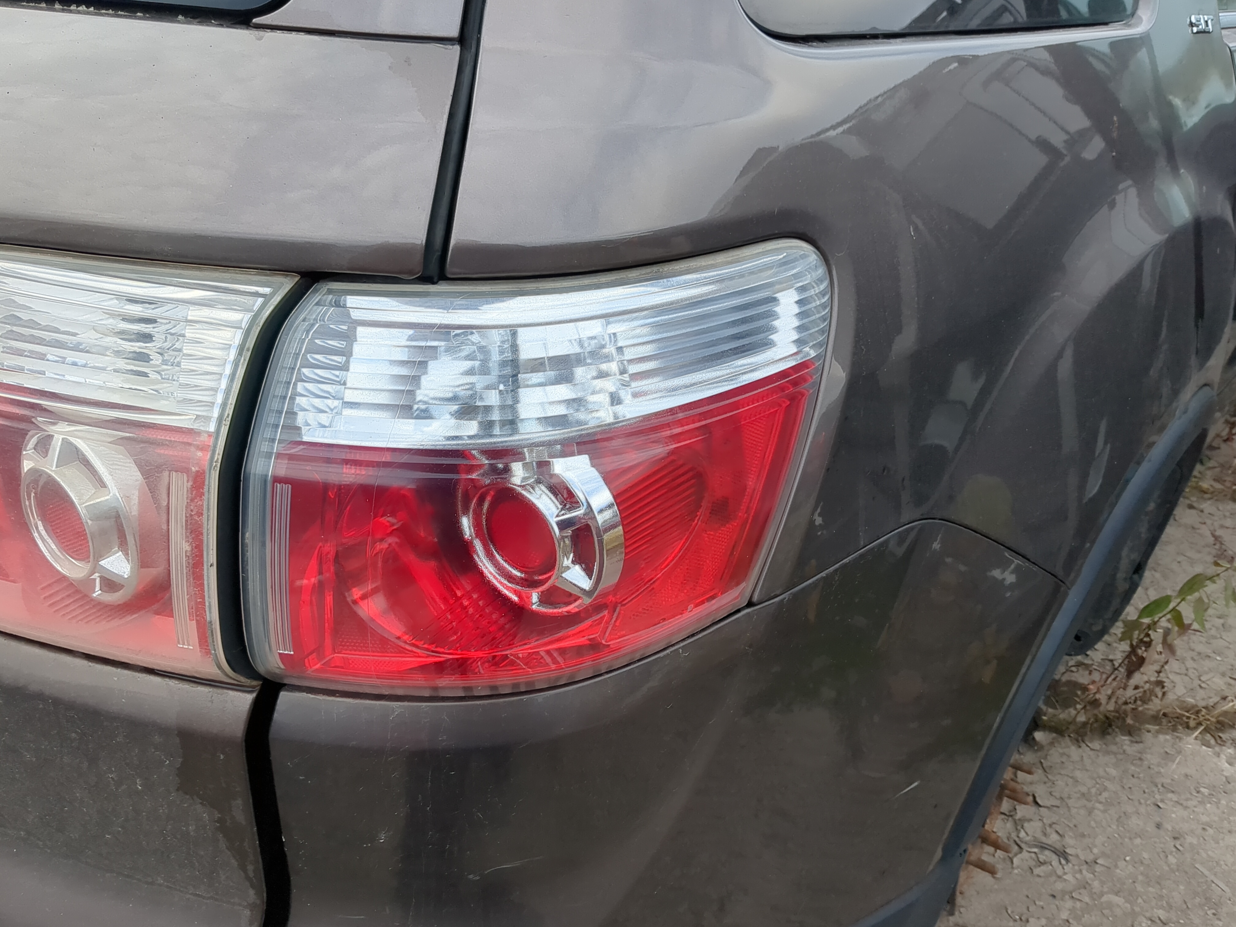 Picture of 2007-2012 Gmc Acadia Passenger Right Side Tail Light Taillight Oem 1158519