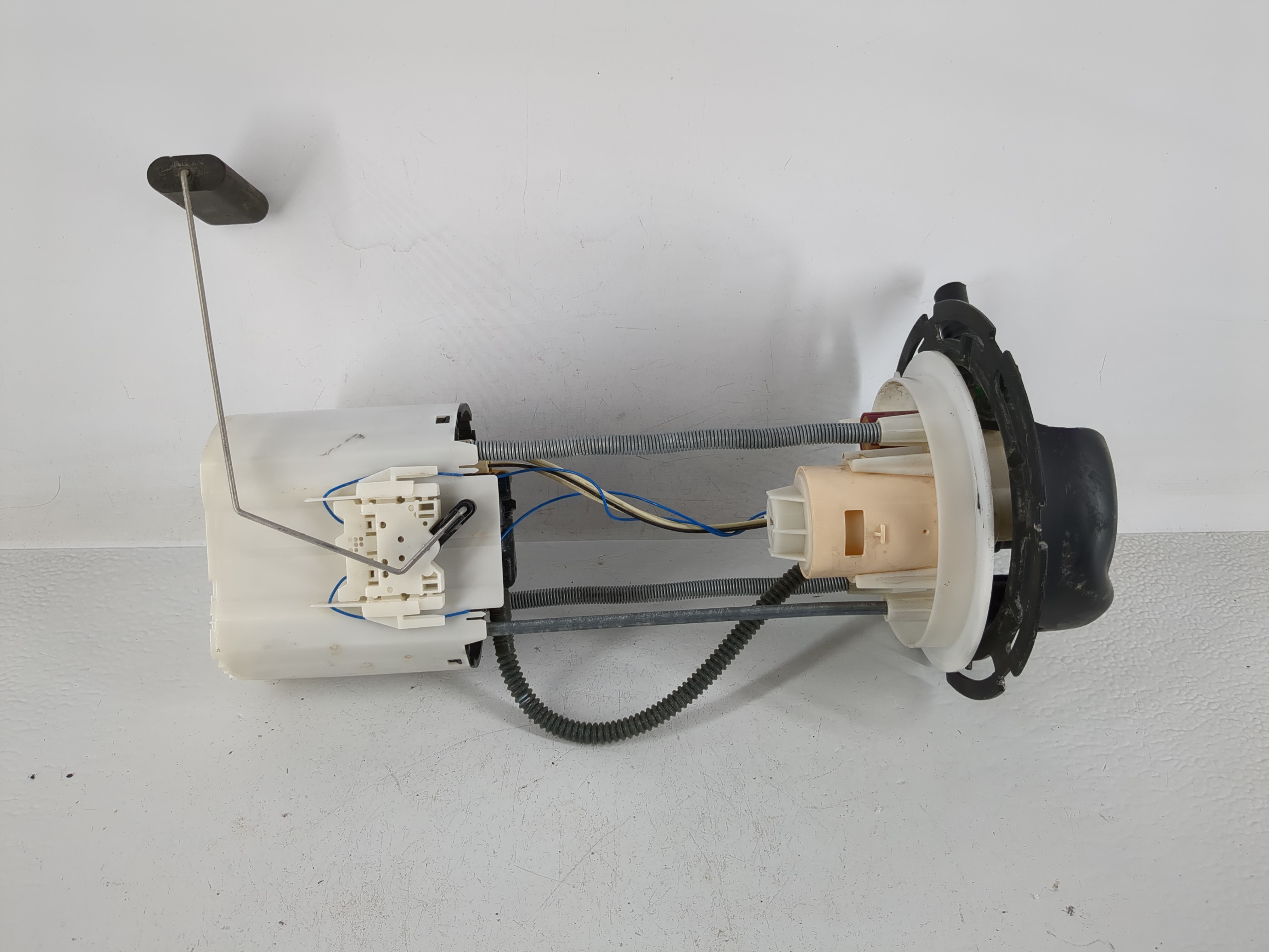 2019-2021 Chevrolet Silverado 1500 Electrical Gas Fuel Pump Assembly 1158608 - Oemusedautoparts1.com